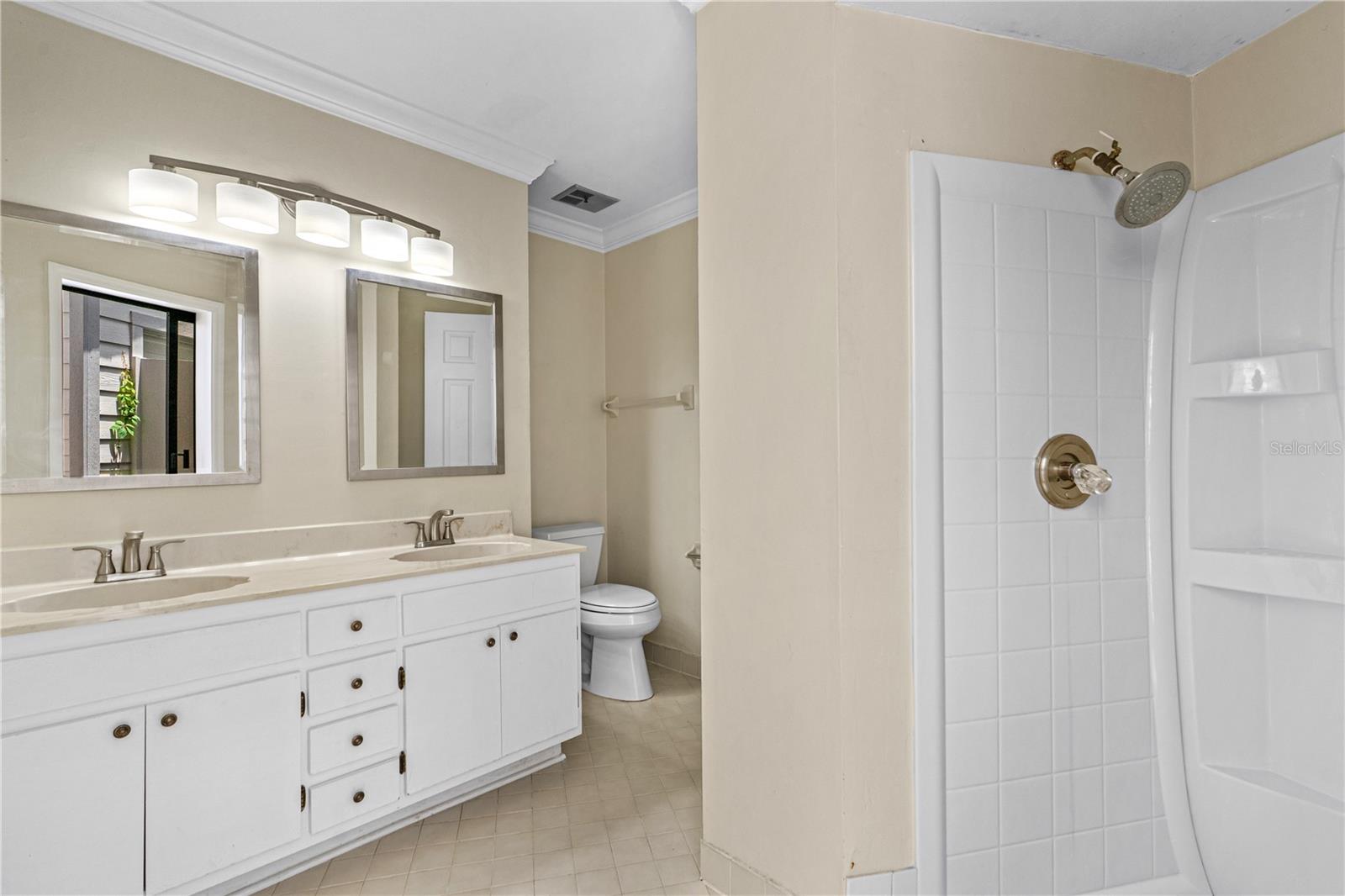 Image 24 of 47 For 115 Bob White Court