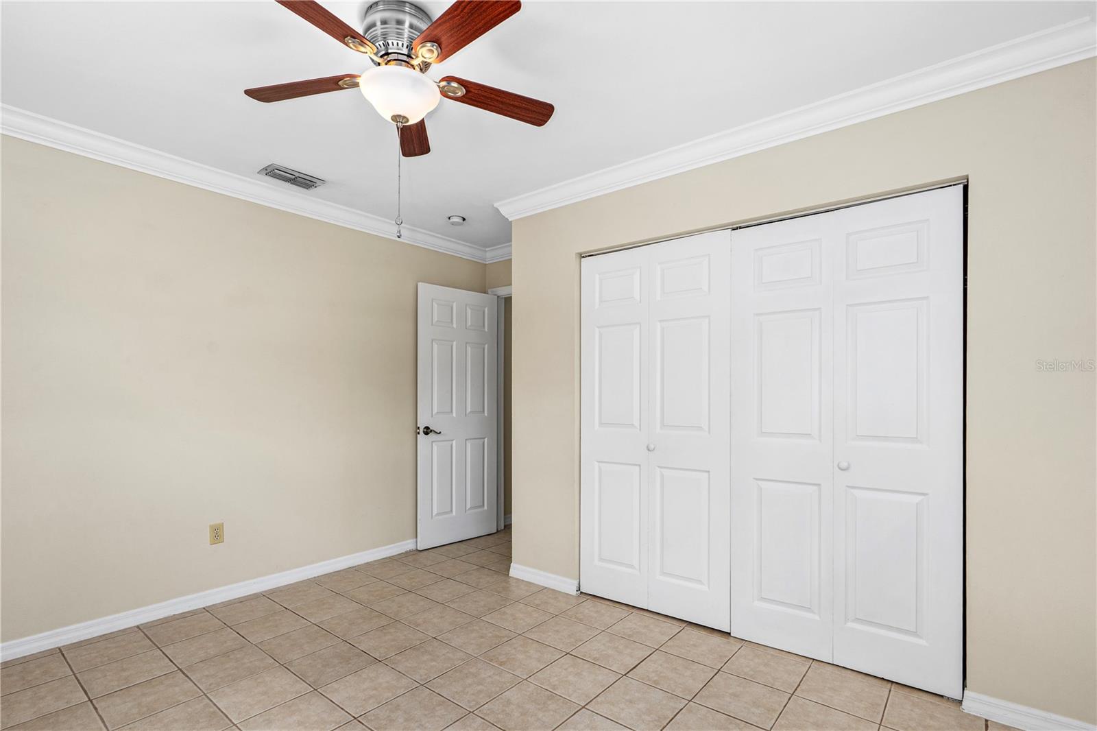 Image 29 of 47 For 115 Bob White Court