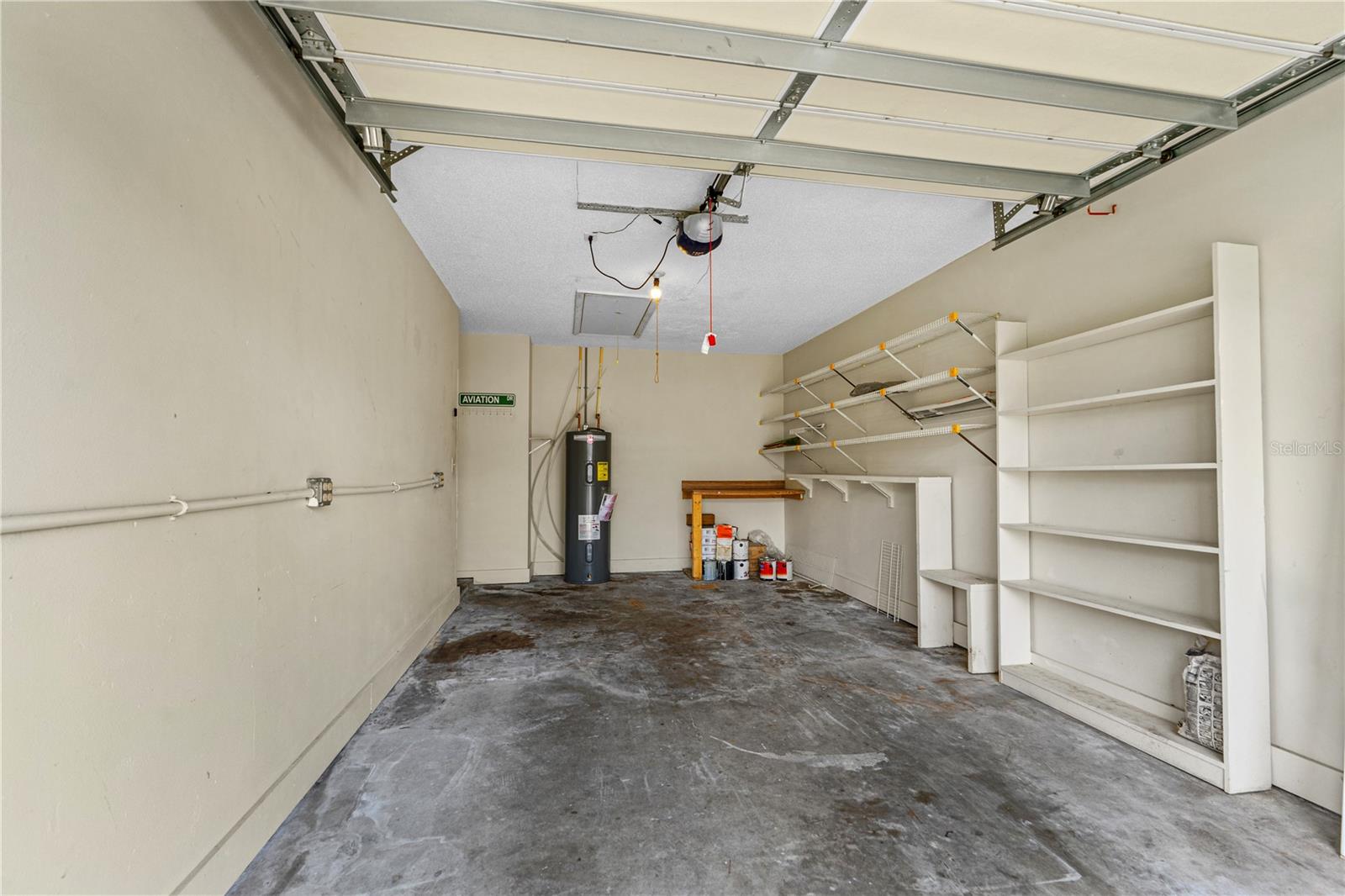 Image 33 of 47 For 115 Bob White Court
