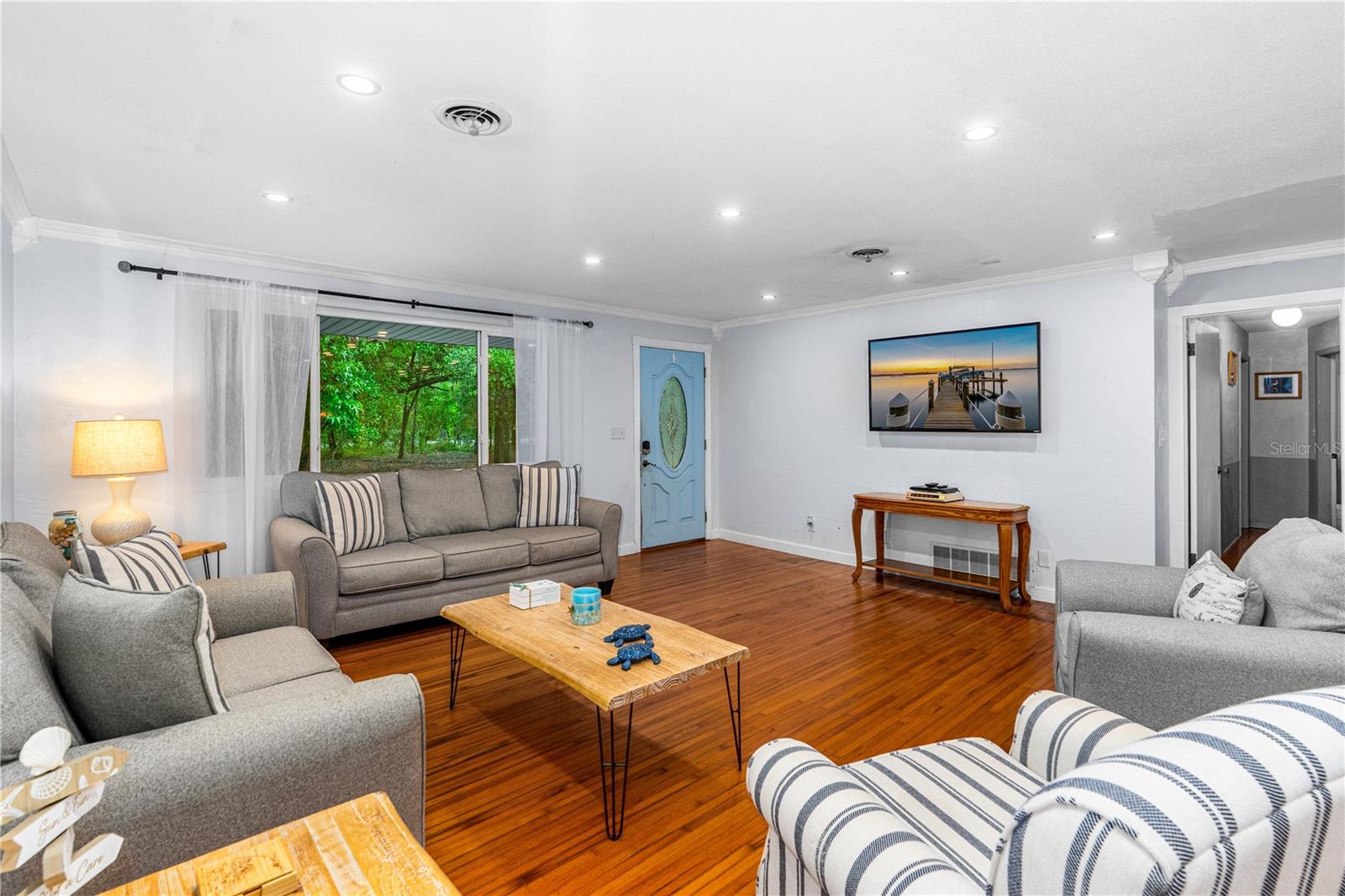 Image 7 of 52 For 1786 Taylor Road
