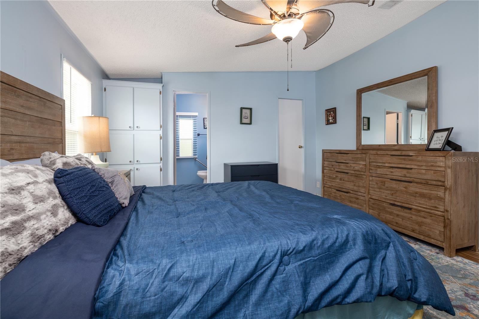 Image 14 of 32 For 208 Schooner Avenue