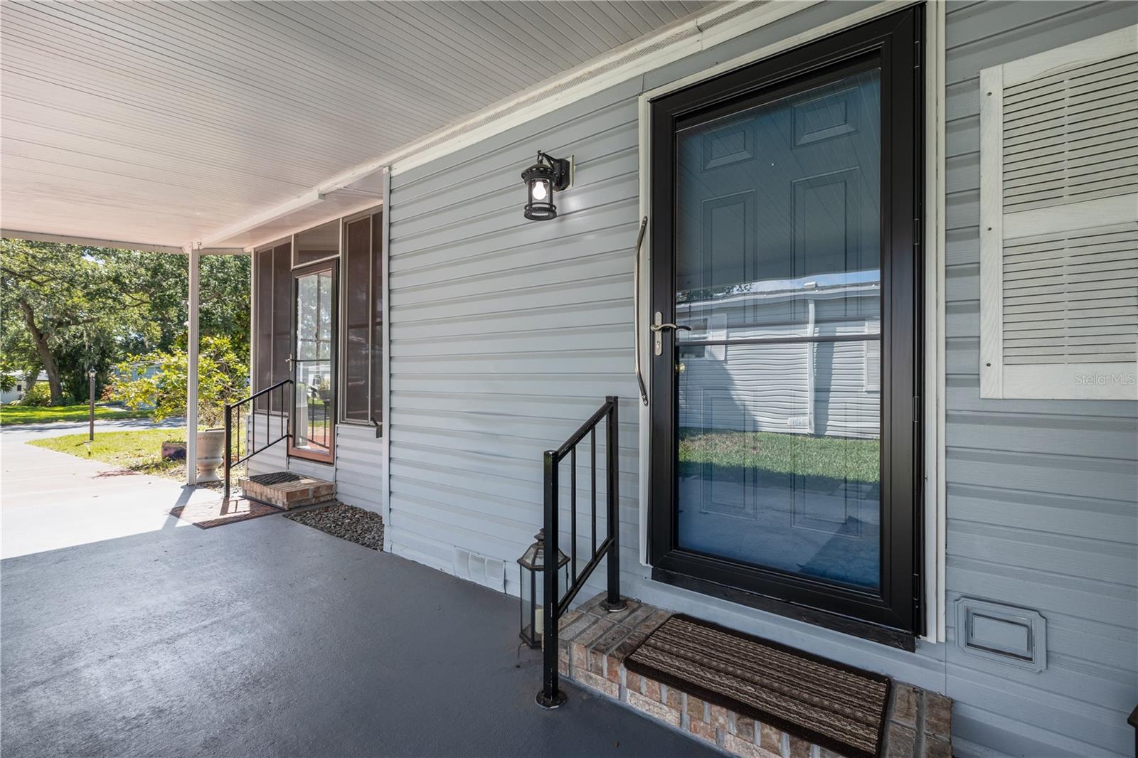 Image 3 of 32 For 208 Schooner Avenue