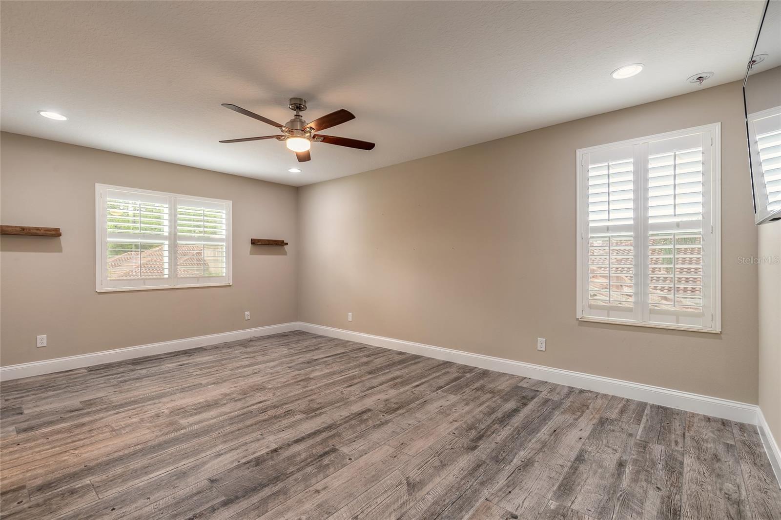 Image 36 of 75 For 254 Cappella Court
