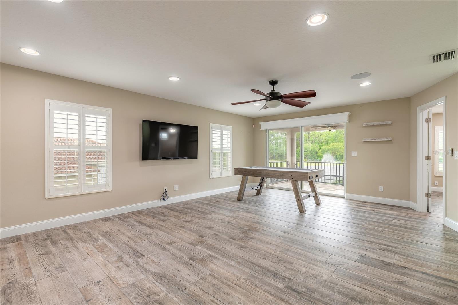 Image 49 of 75 For 254 Cappella Court