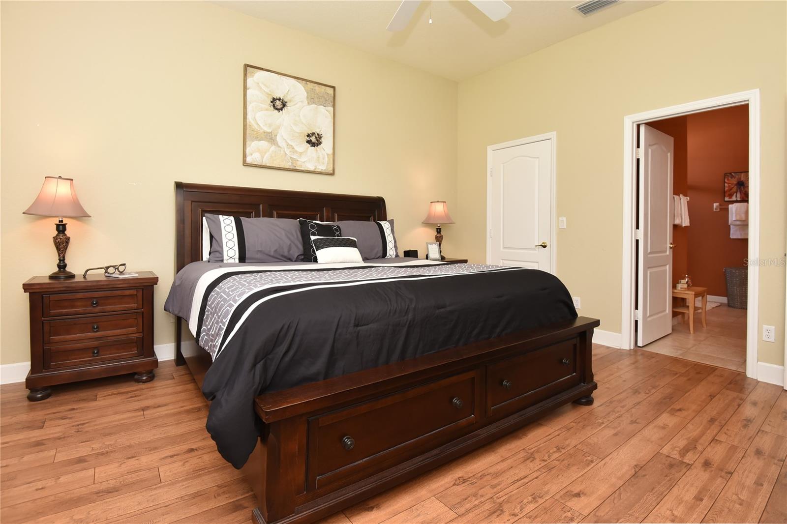 Image 23 of 55 For 1442 Carlow Circle