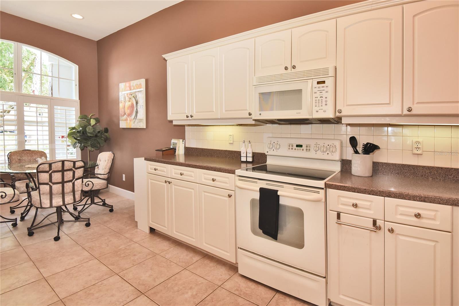 Image 4 of 55 For 1442 Carlow Circle