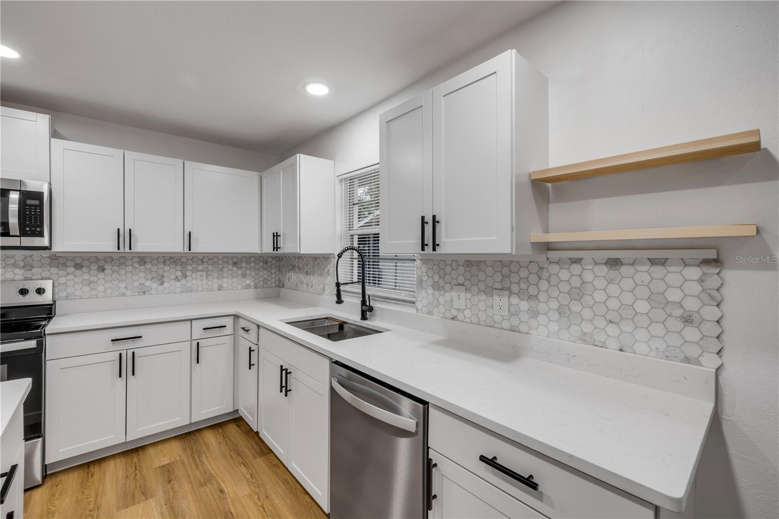 Image 15 of 37 For 2822 Brookline Avenue