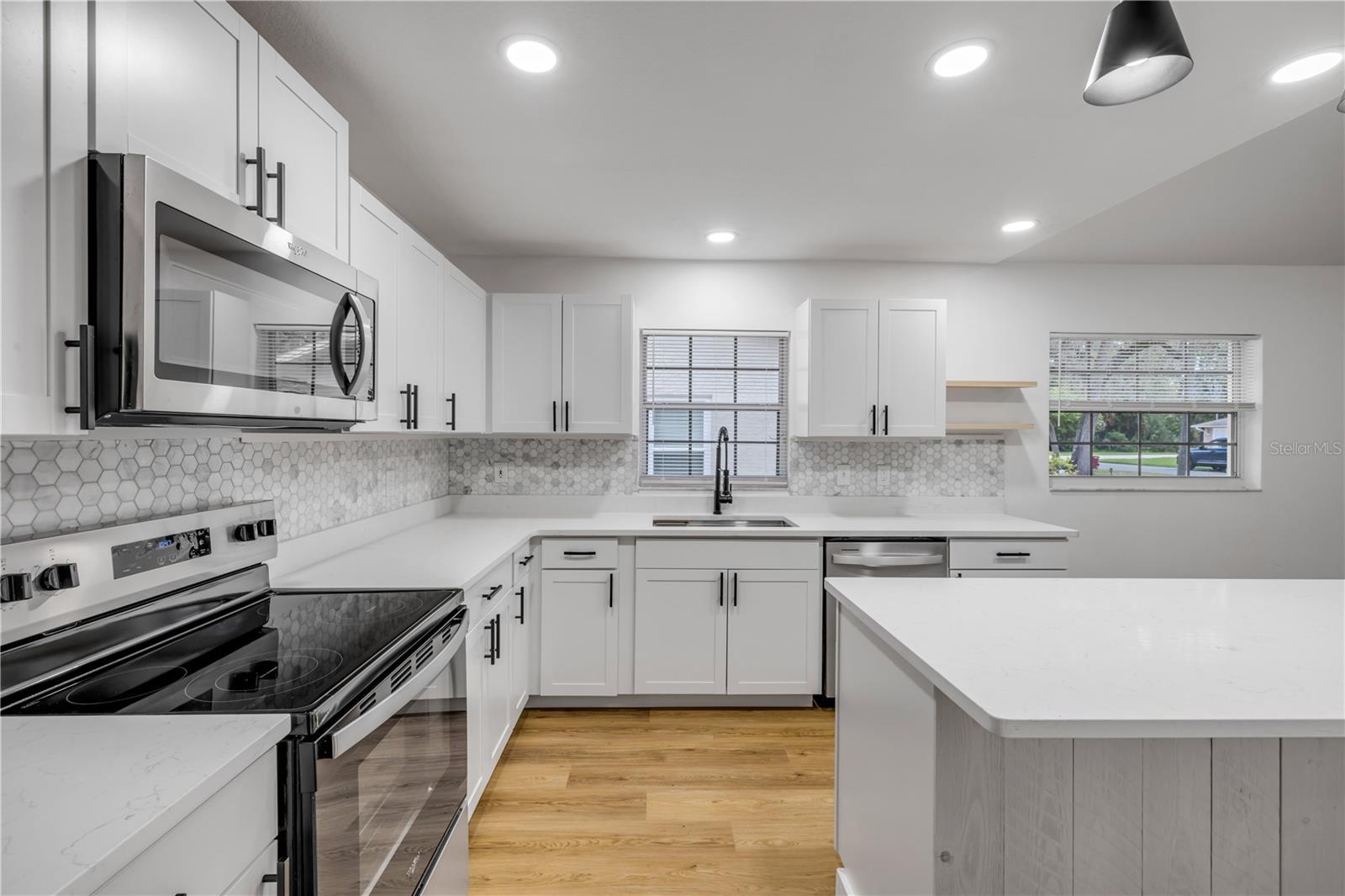 Image 16 of 37 For 2822 Brookline Avenue