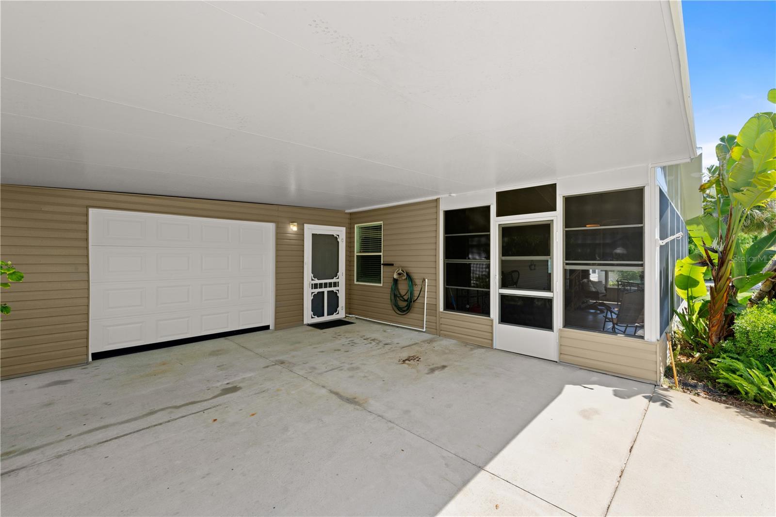 Image 11 of 58 For 291 Navajo Drive
