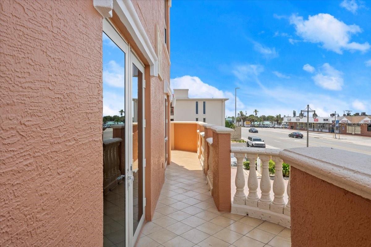 Image 8 of 56 For 3245 Atlantic Avenue 208