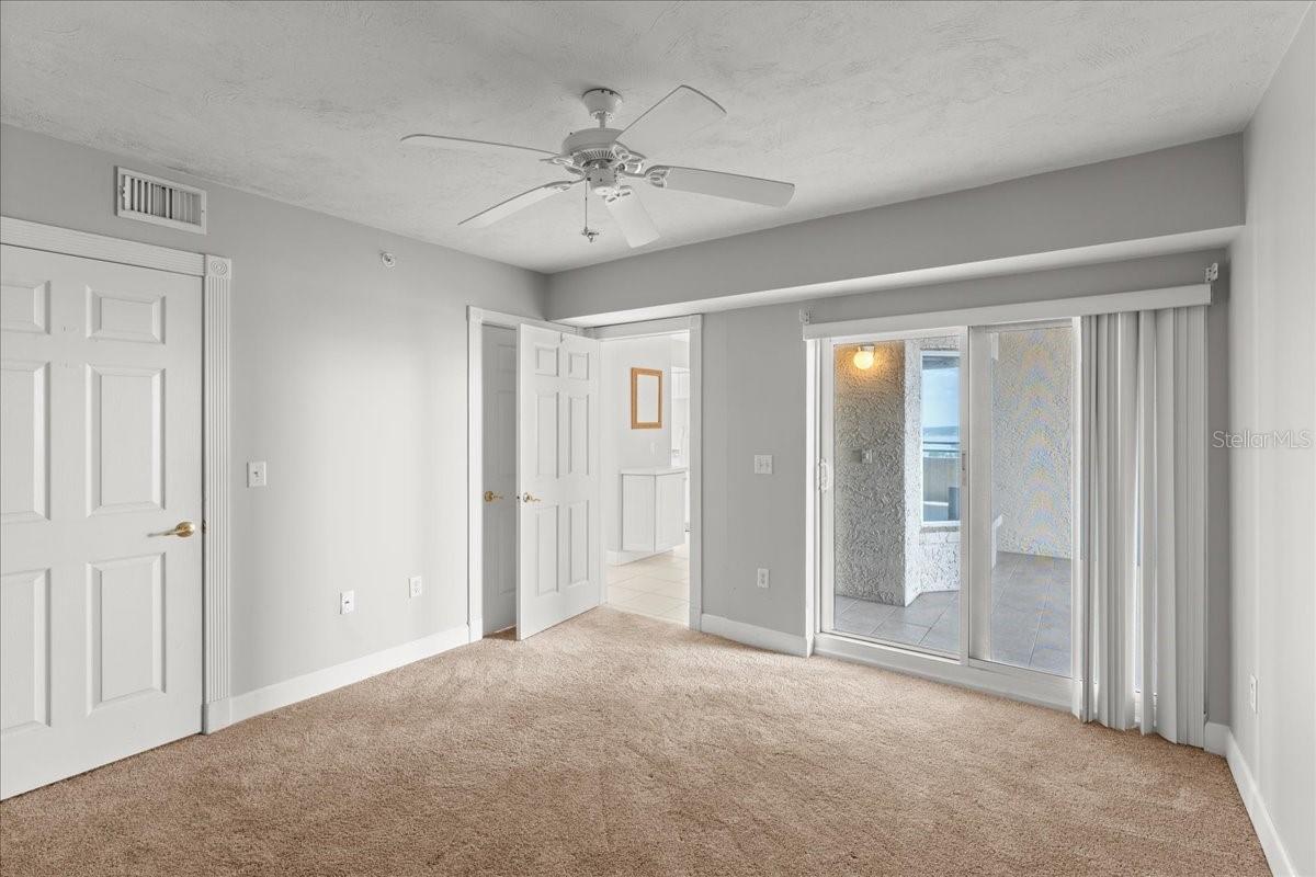 Image 7 of 30 For 3425 Atlantic Avenue 902