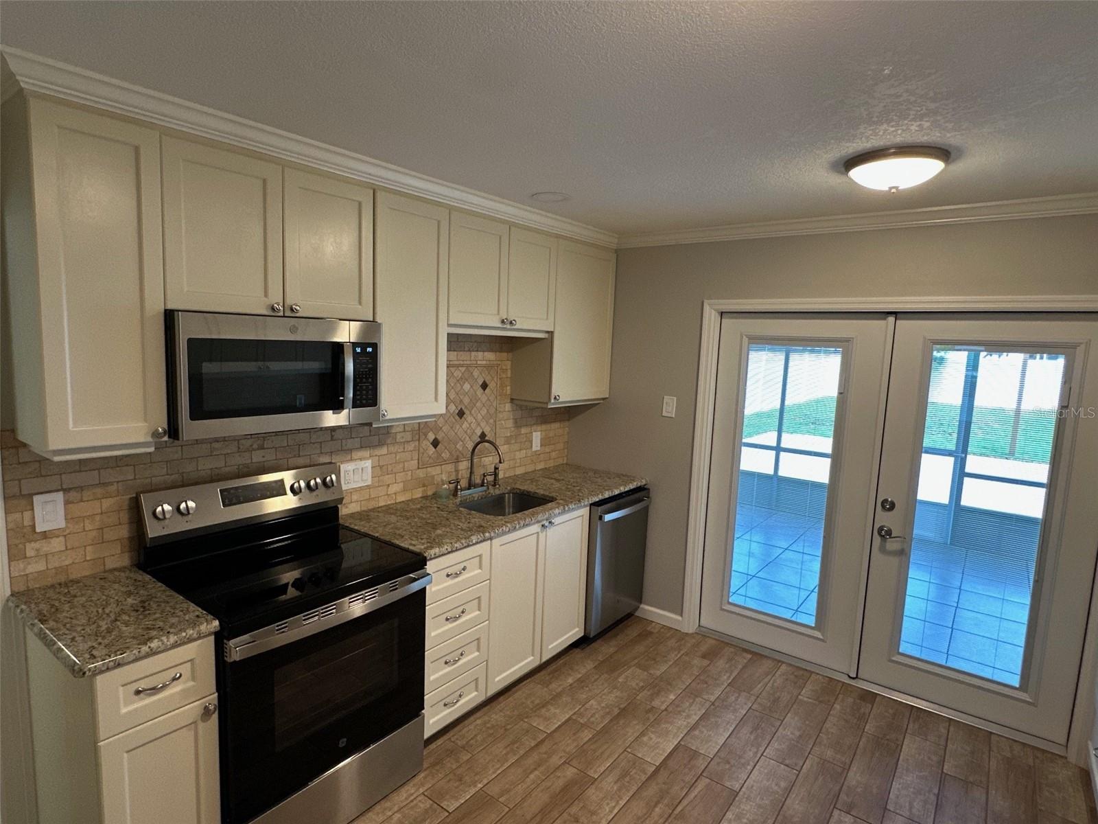 Image 11 of 28 For 2821 Nordman Avenue