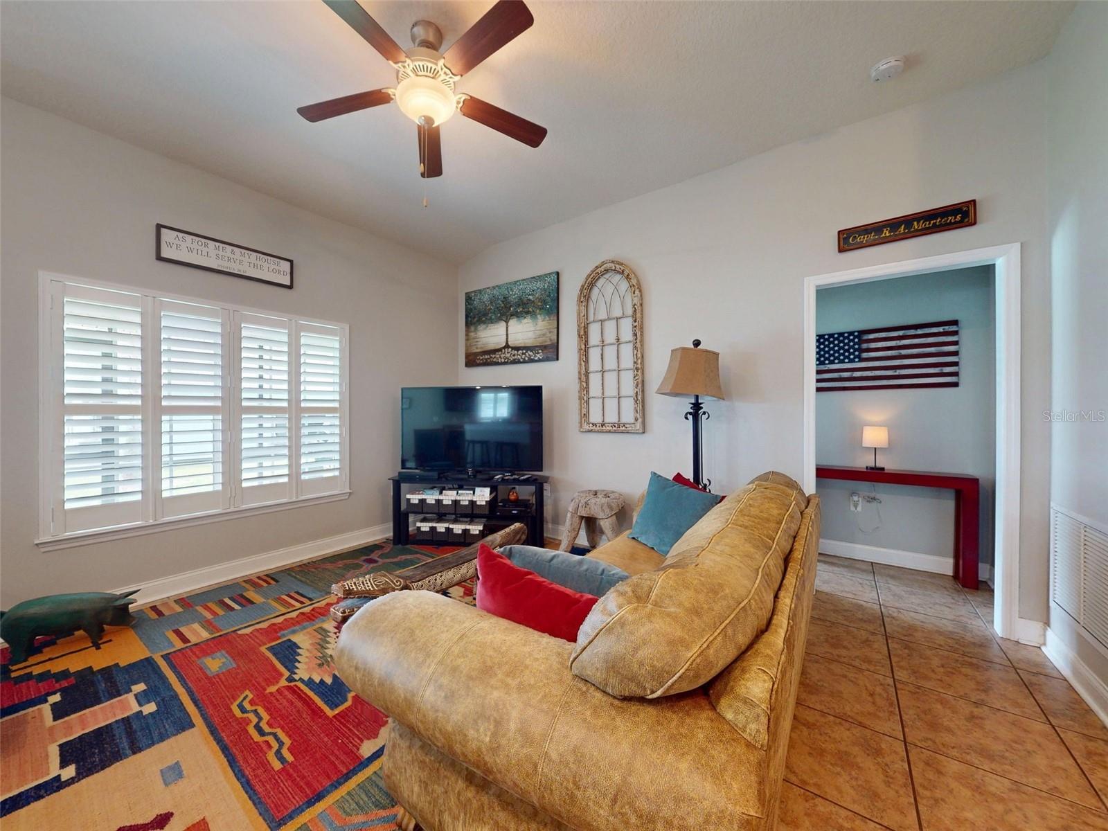 Image 12 of 35 For 535 Coral Trace Boulevard