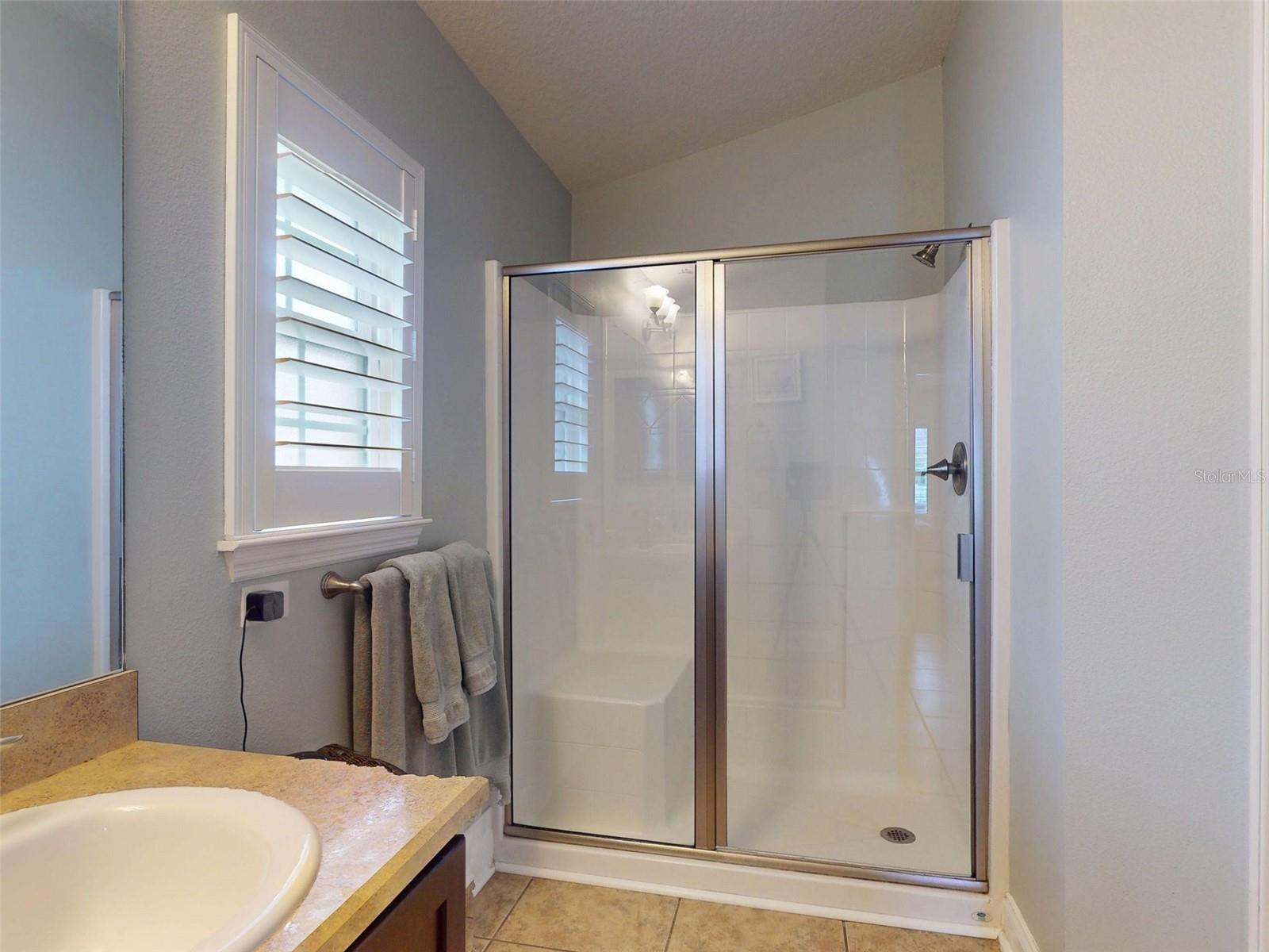 Image 15 of 35 For 535 Coral Trace Boulevard
