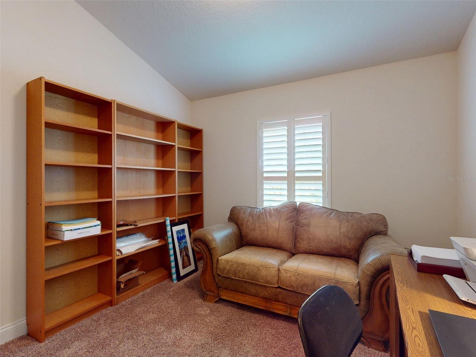 Image 22 of 35 For 535 Coral Trace Boulevard