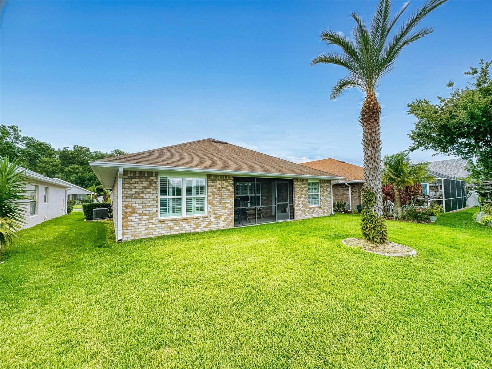 Image 27 of 35 For 535 Coral Trace Boulevard