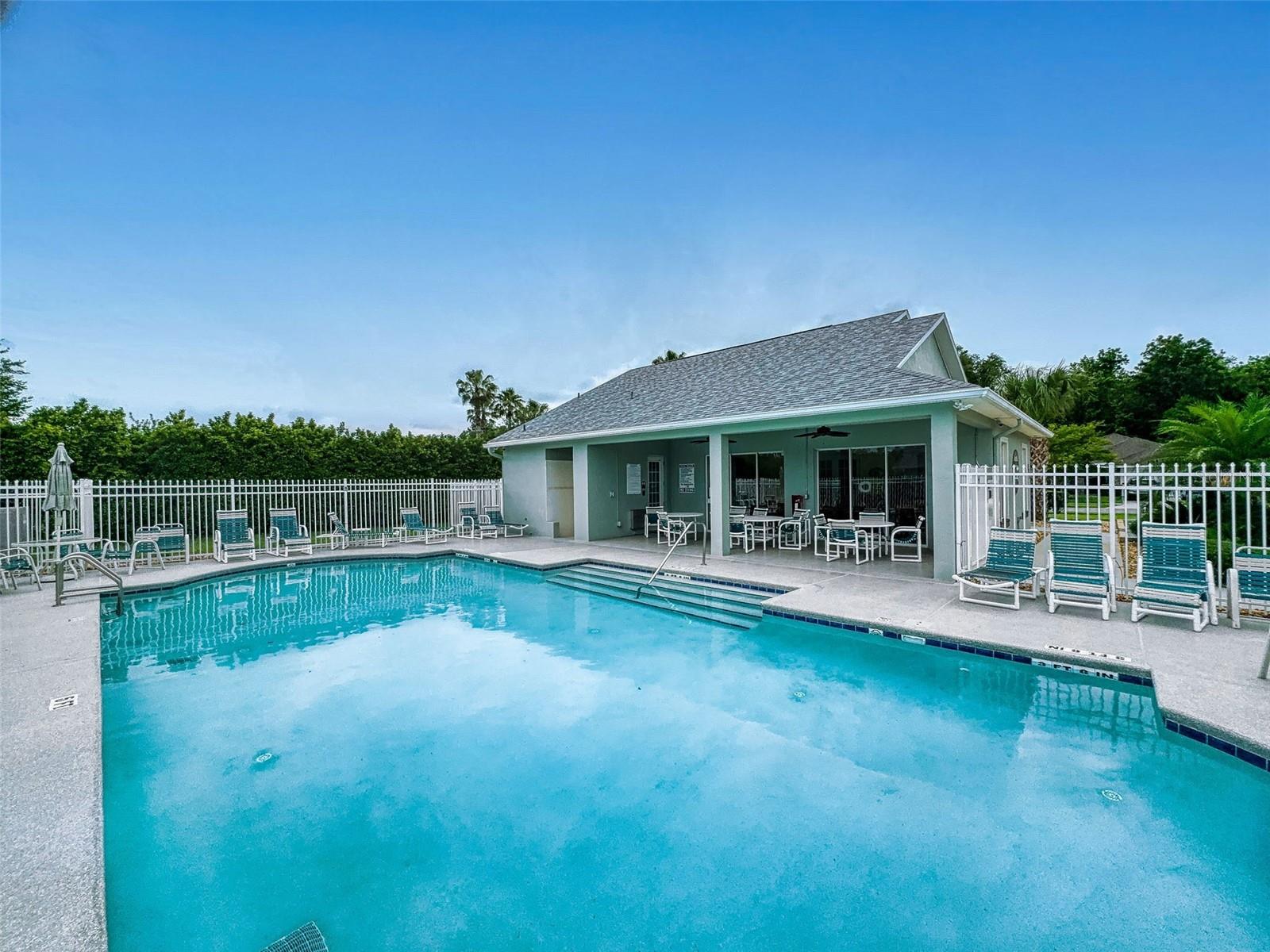 Image 30 of 35 For 535 Coral Trace Boulevard