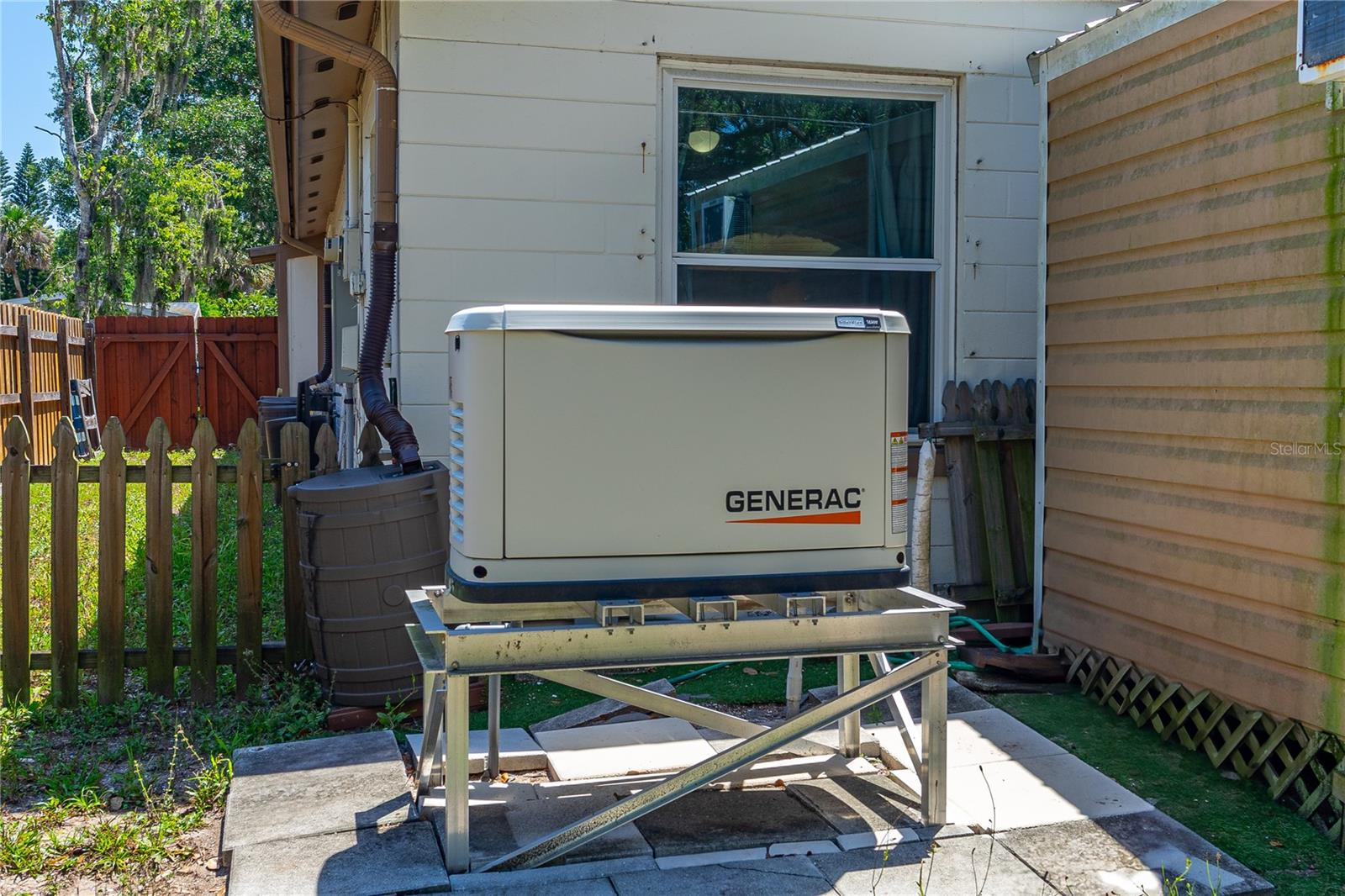 Image 26 of 31 For 428 Perdita Avenue