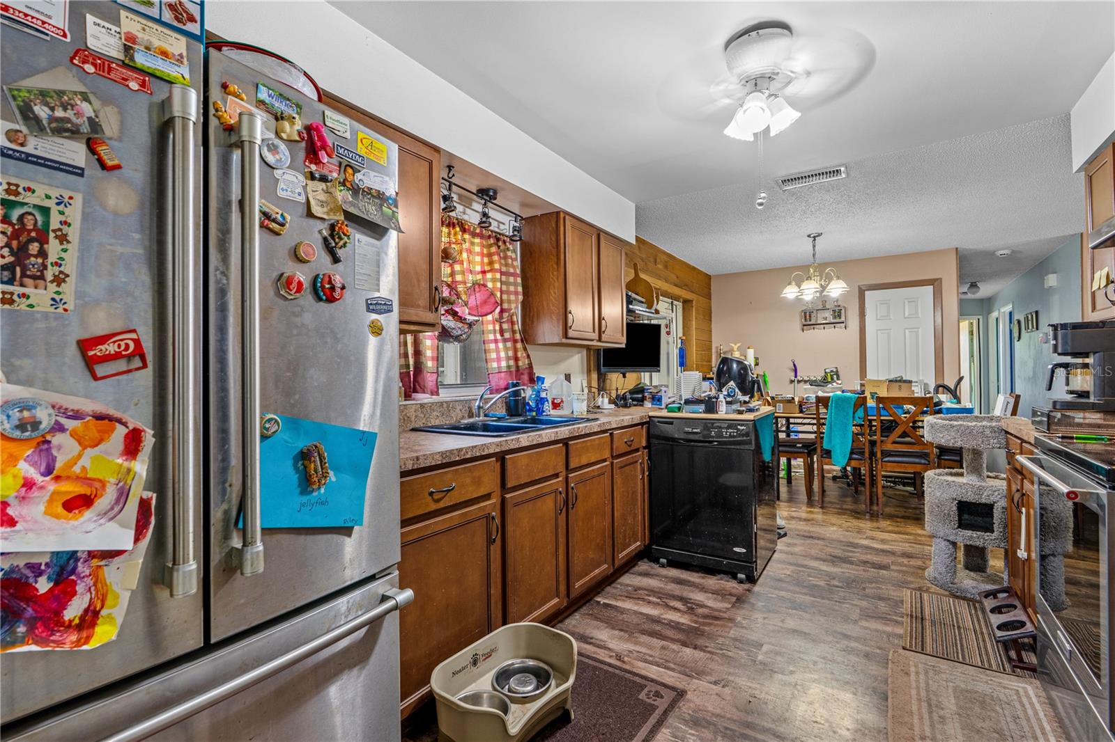 Image 7 of 31 For 428 Perdita Avenue