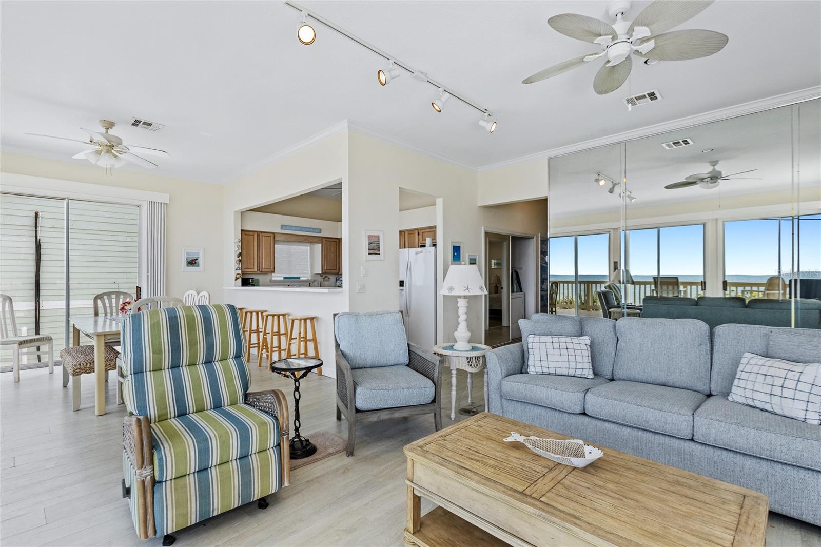 Image 8 of 55 For 6320 Atlantic Avenue