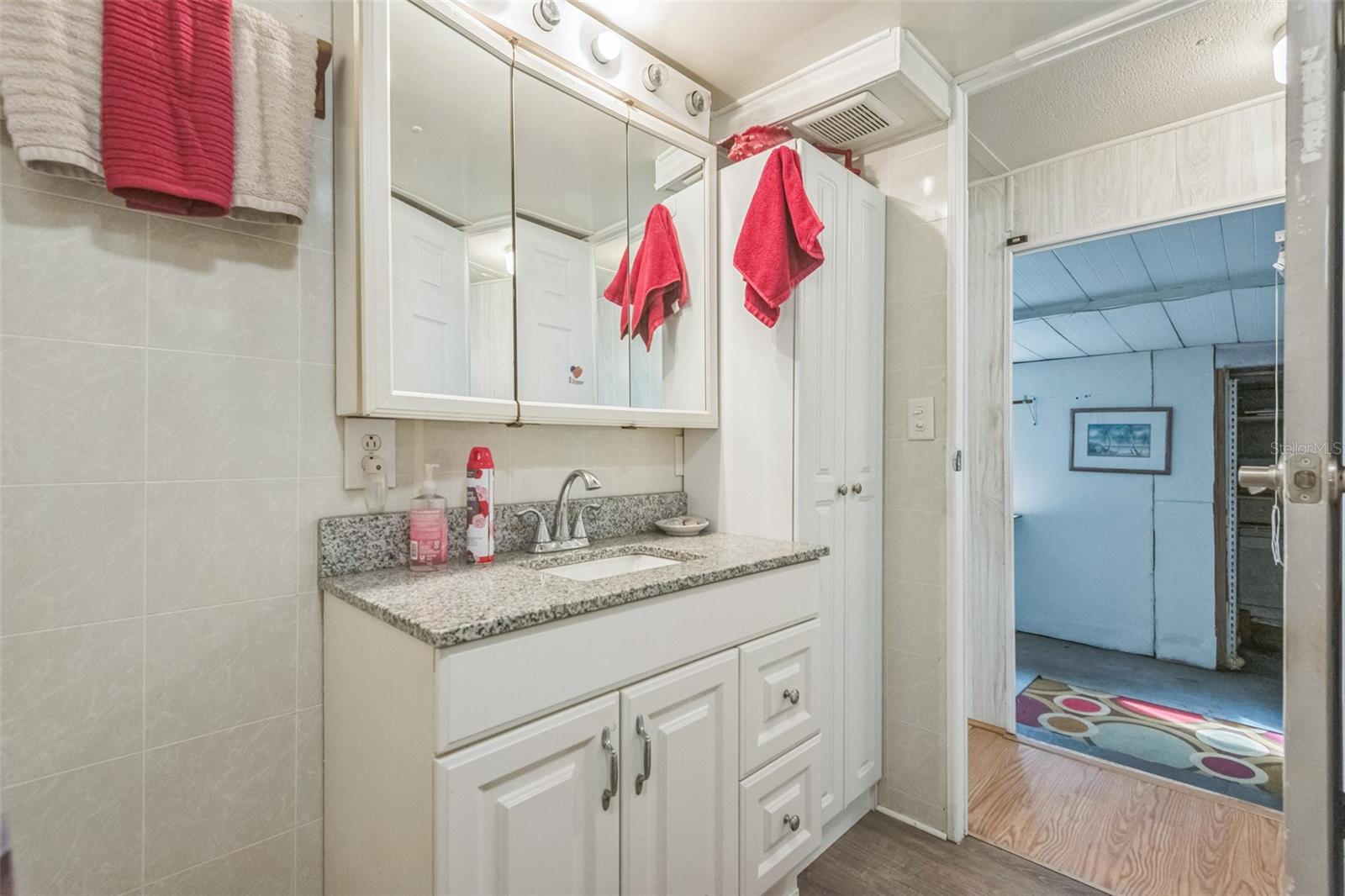 Image 23 of 38 For 5224 Pineland Avenue