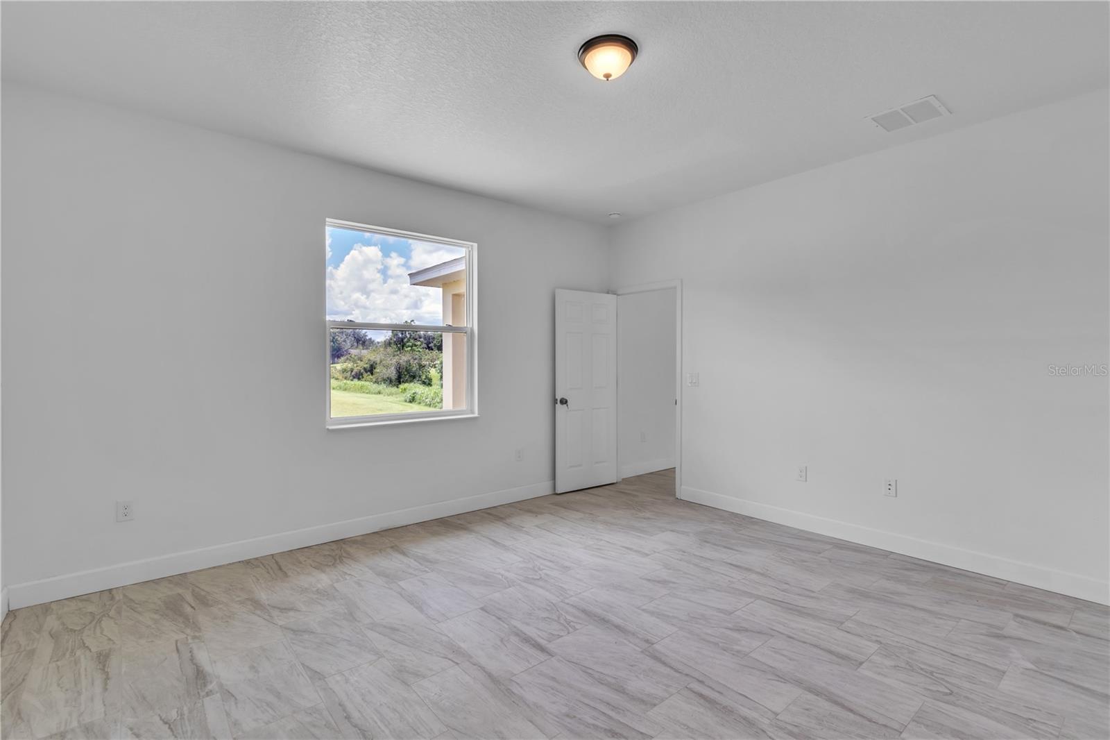 Image 15 of 29 For 15190 Cr-565a