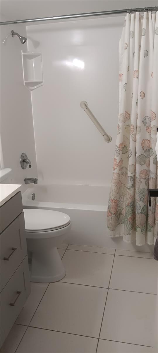 Image 15 of 18 For 4175 Atlantic Avenue 2280