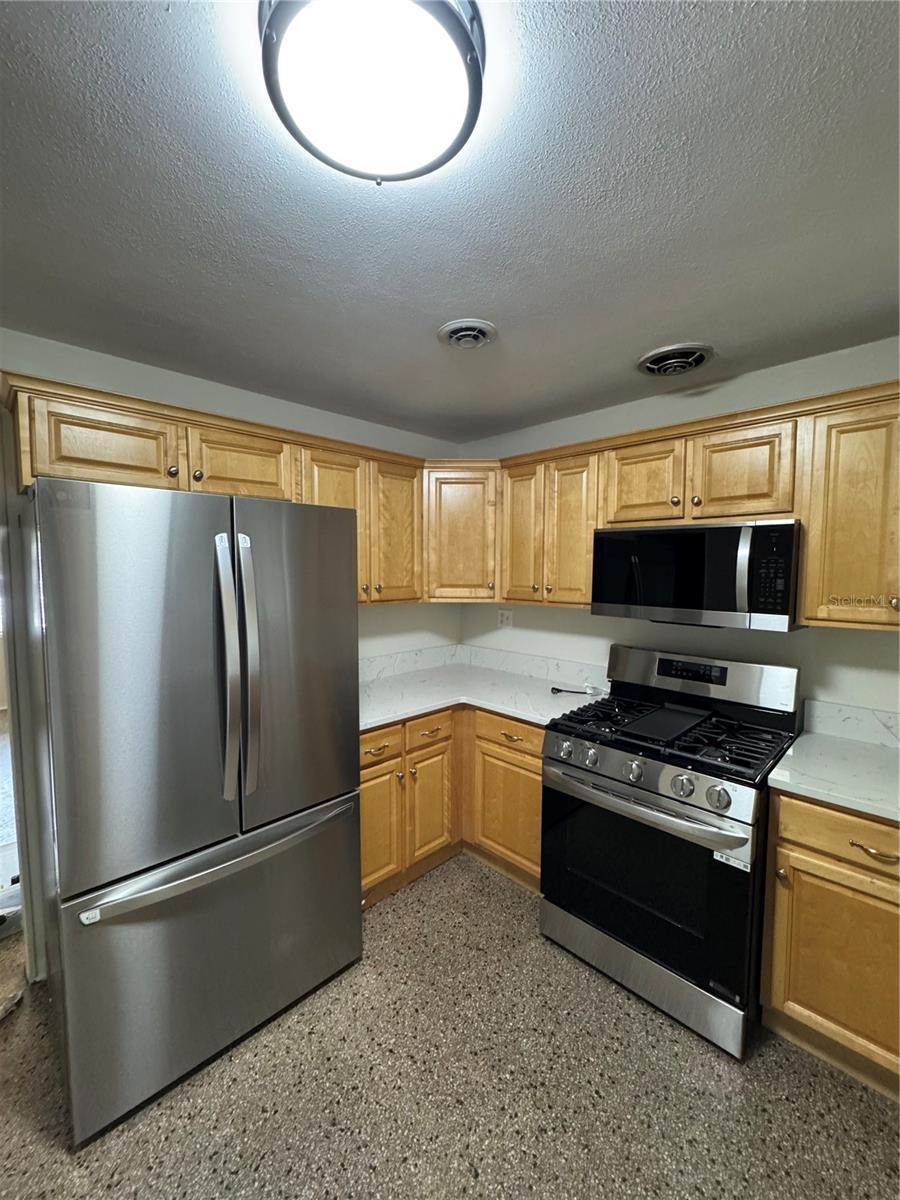 Image 10 of 13 For 905 Locust Street