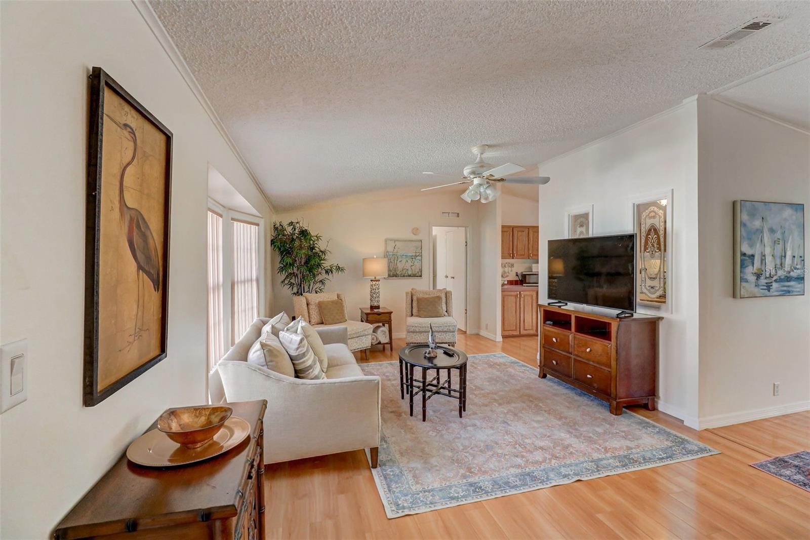 Image 7 of 56 For 4391 Maple Avenue