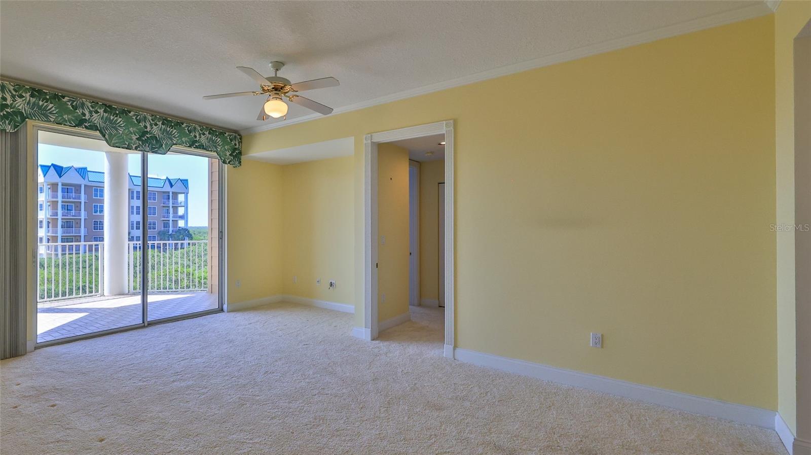 Image 23 of 67 For 4620 Riverwalk Village Court 7306
