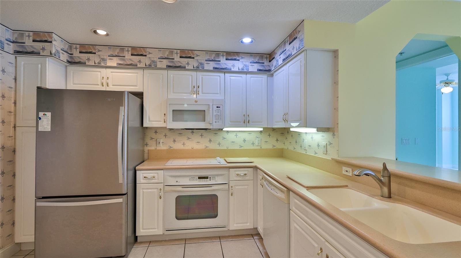 Image 28 of 67 For 4620 Riverwalk Village Court 7306