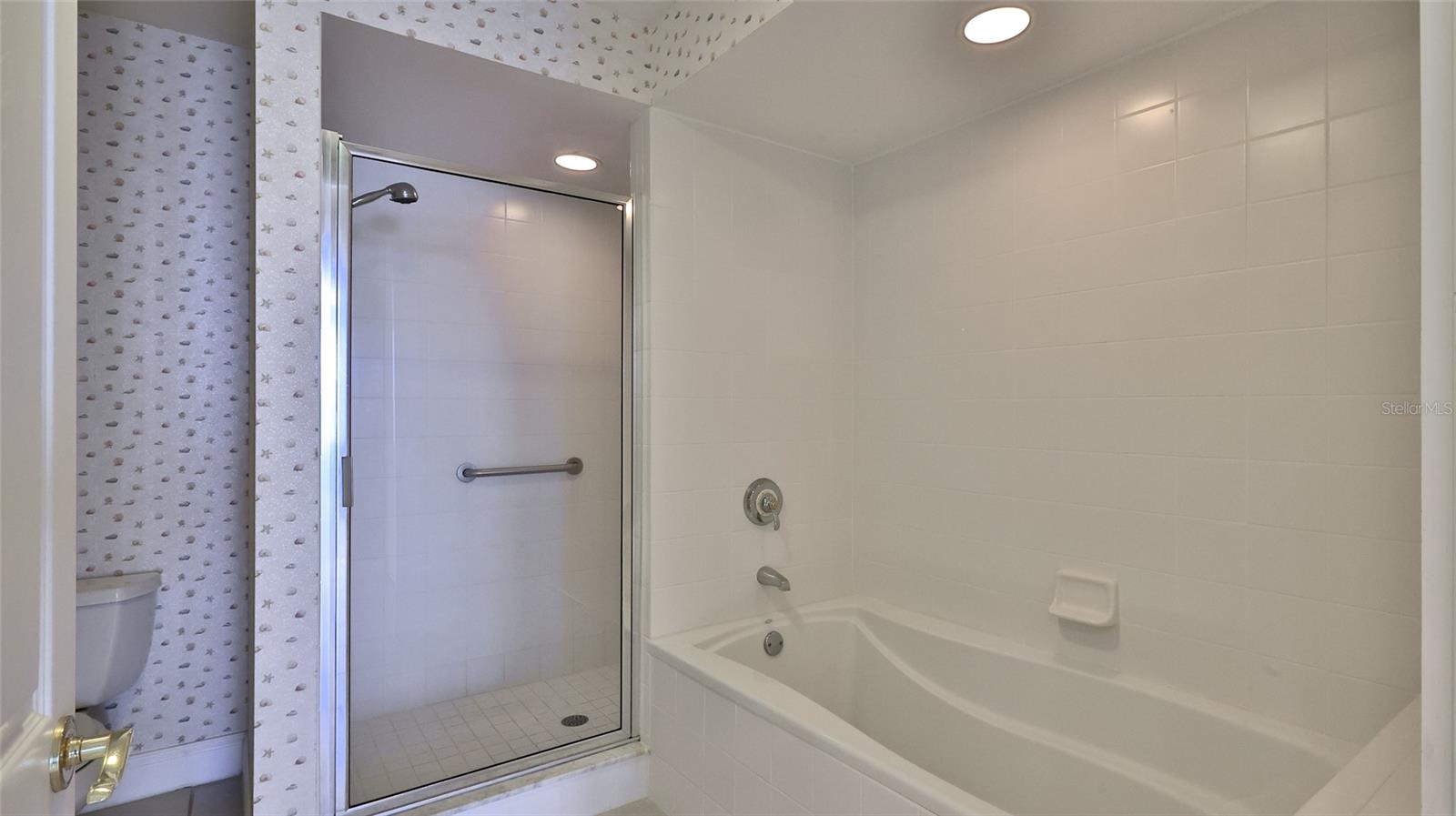 Image 38 of 67 For 4620 Riverwalk Village Court 7306