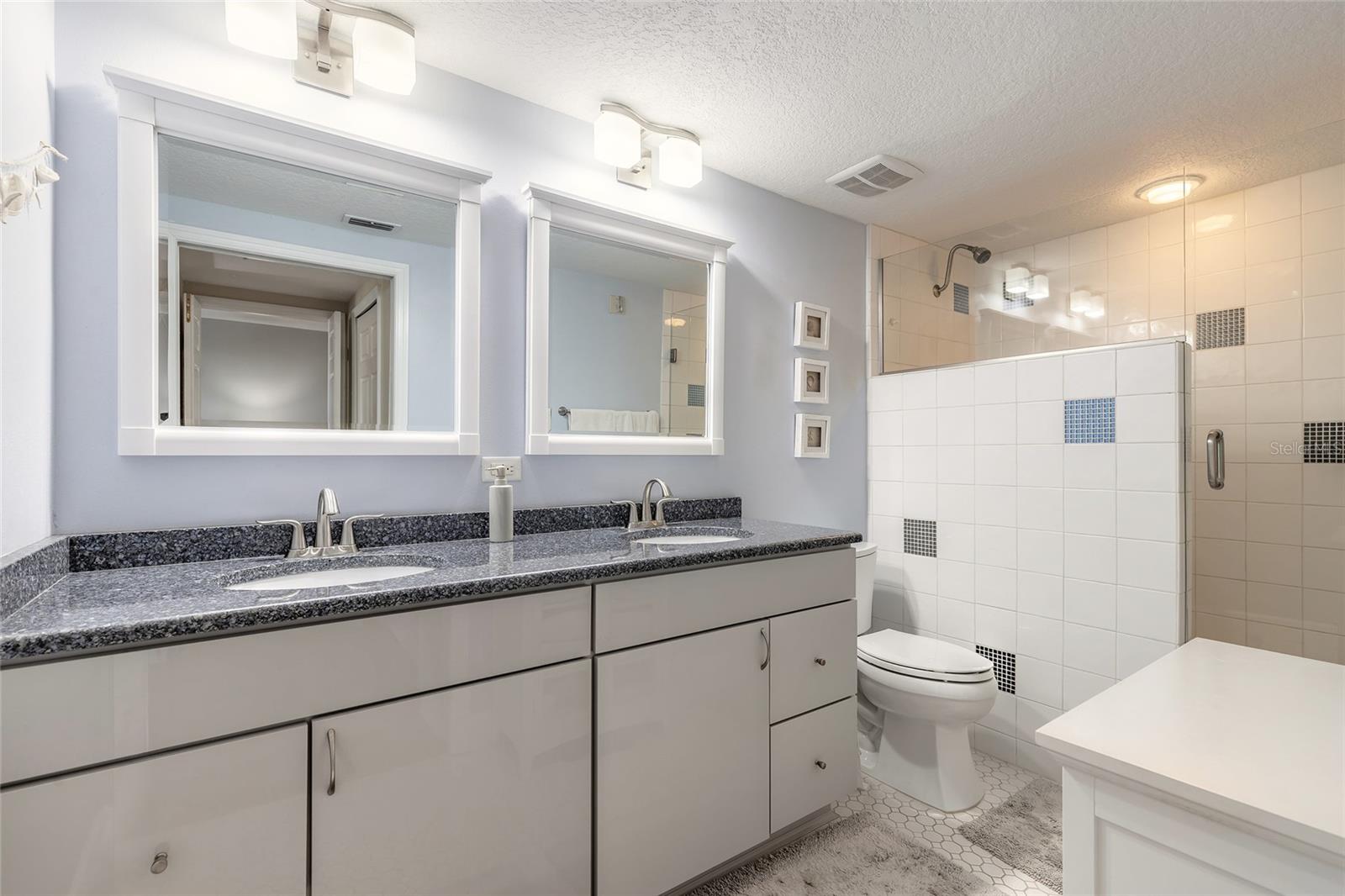 Image 23 of 50 For 5300 Atlantic Avenue 1-603