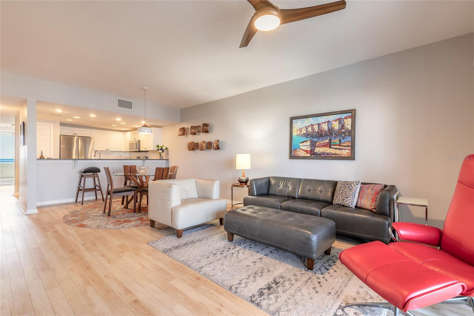 Image 26 of 50 For 5300 Atlantic Avenue 1-603