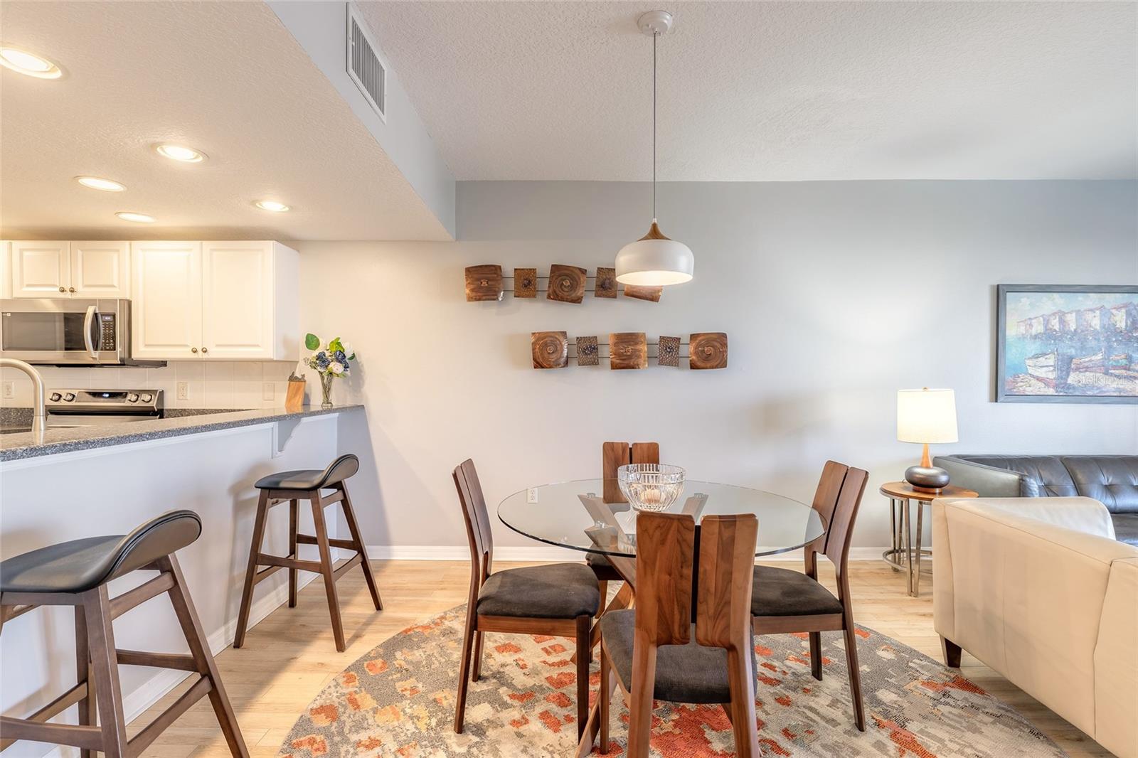 Image 29 of 50 For 5300 Atlantic Avenue 1-603