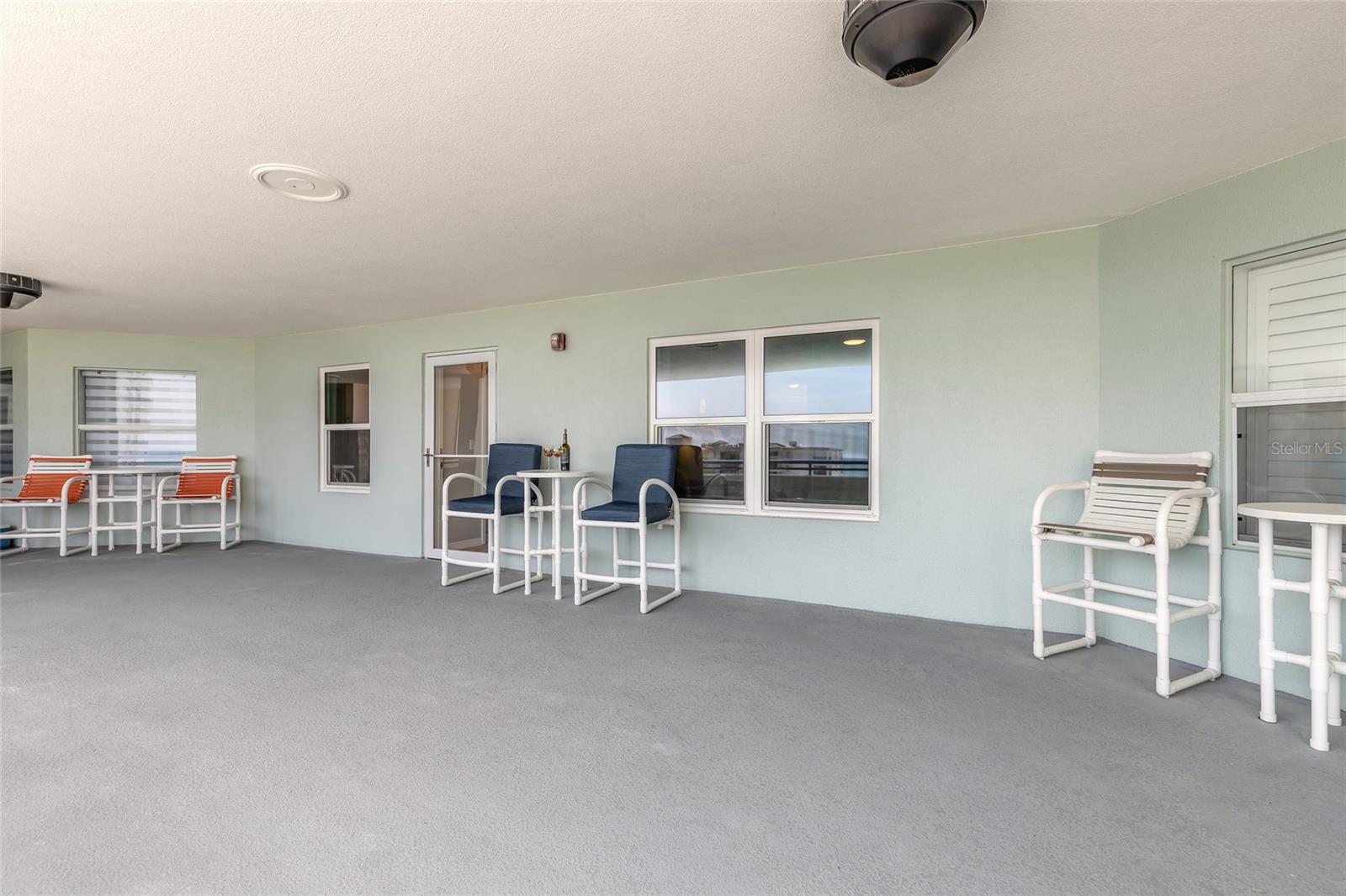 Image 37 of 50 For 5300 Atlantic Avenue 1-603