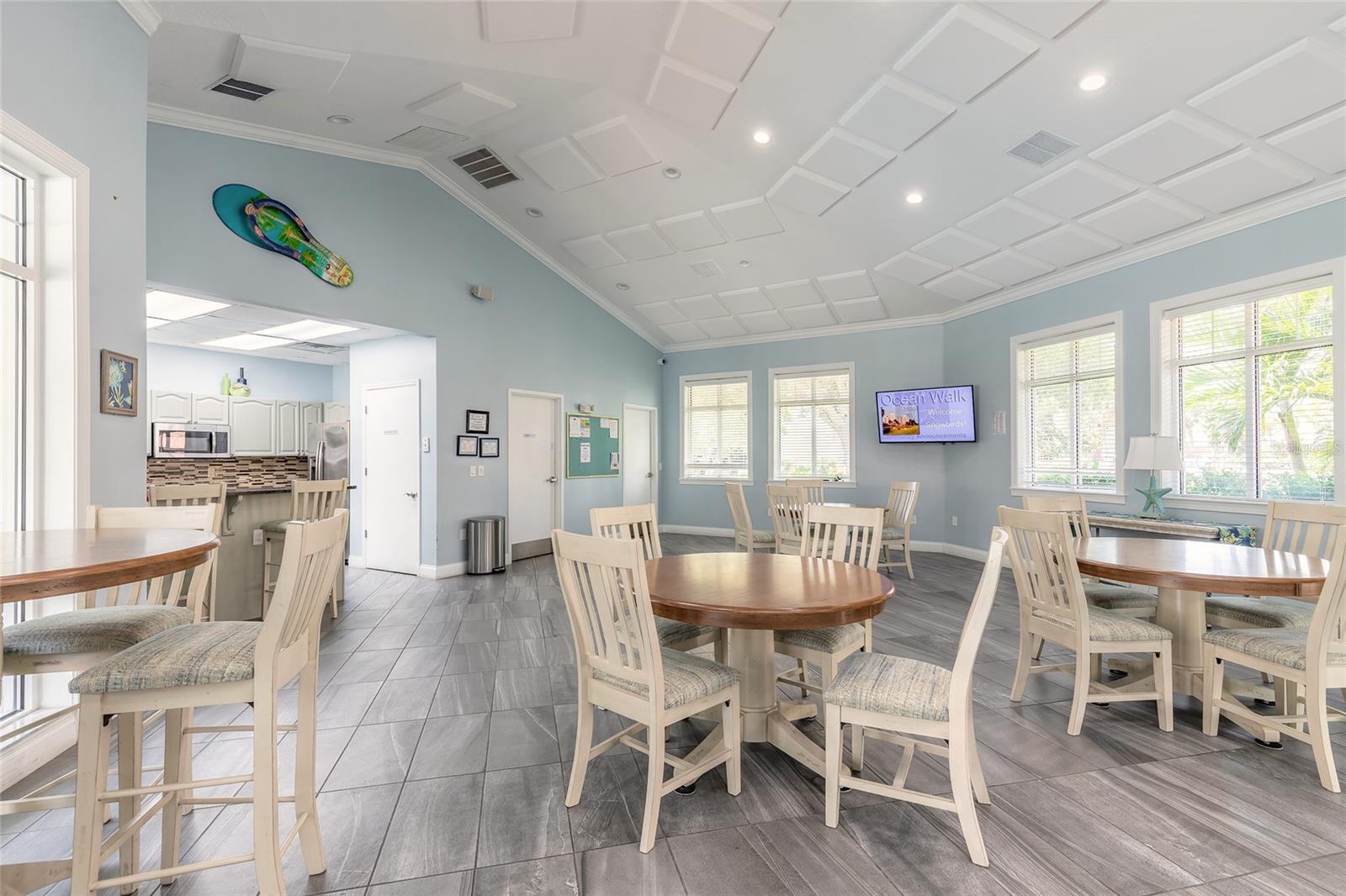 Image 42 of 50 For 5300 Atlantic Avenue 1-603