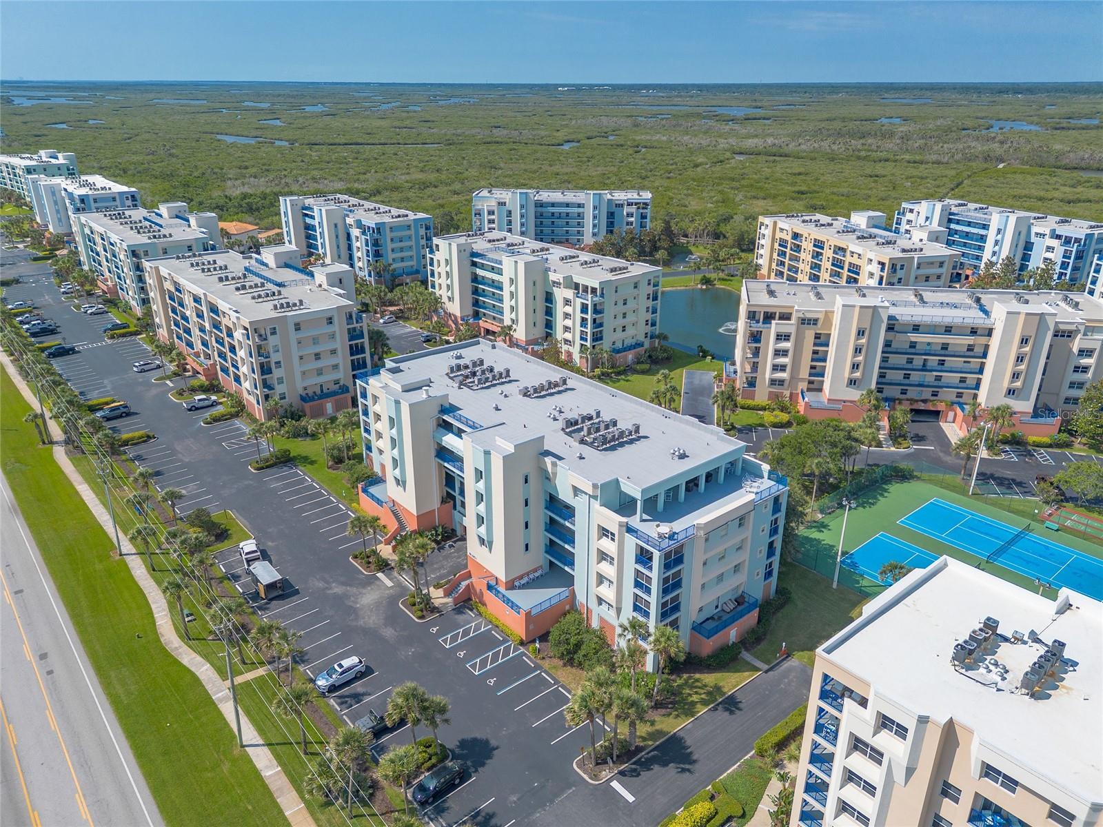 Image 47 of 50 For 5300 Atlantic Avenue 1-603