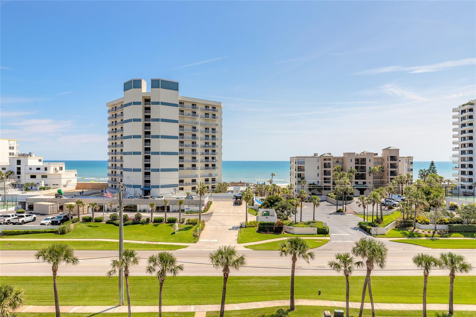 Image 9 of 50 For 5300 Atlantic Avenue 1-603