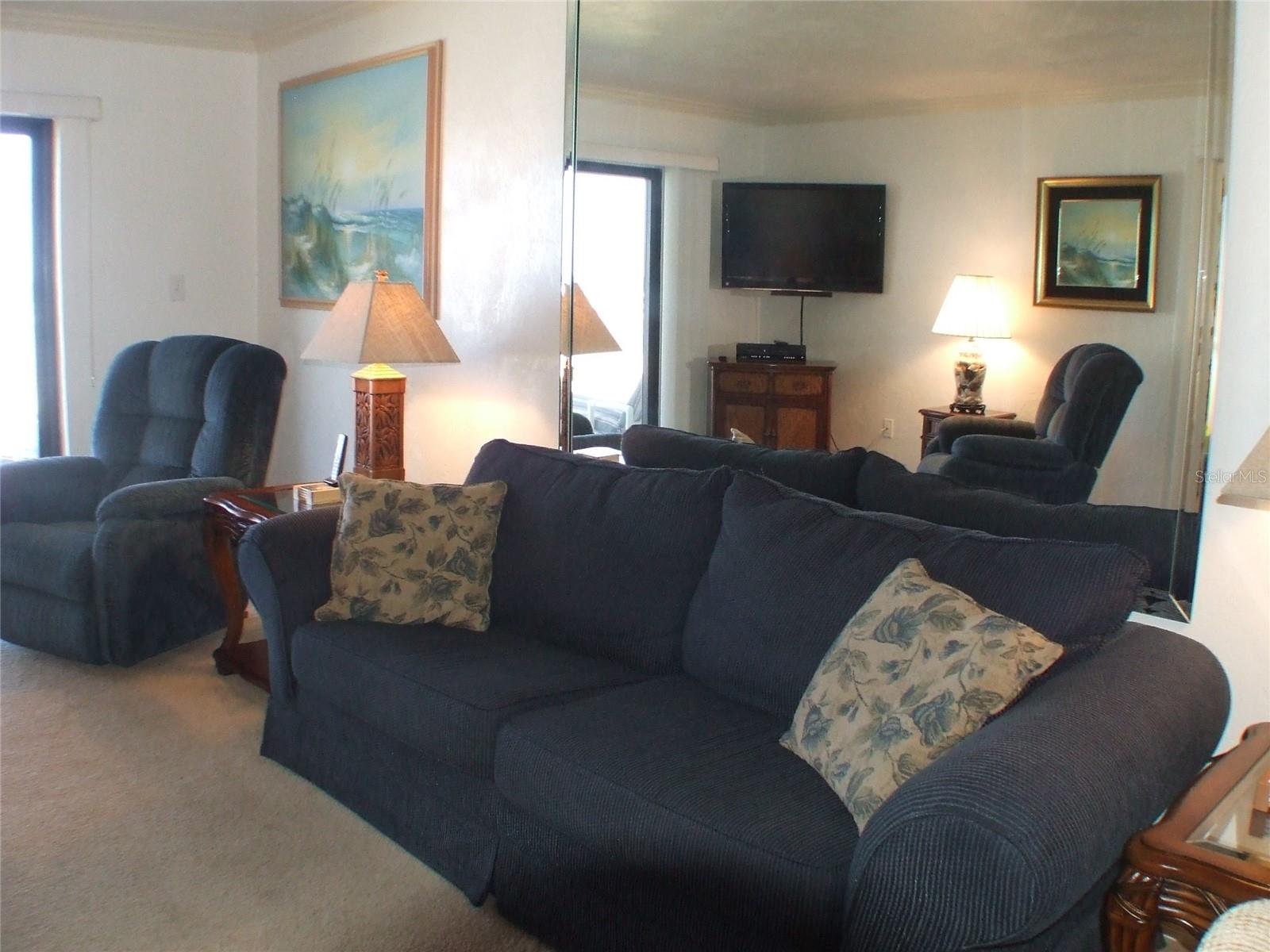 Image 7 of 17 For 4301 Atlantic Avenue 1130