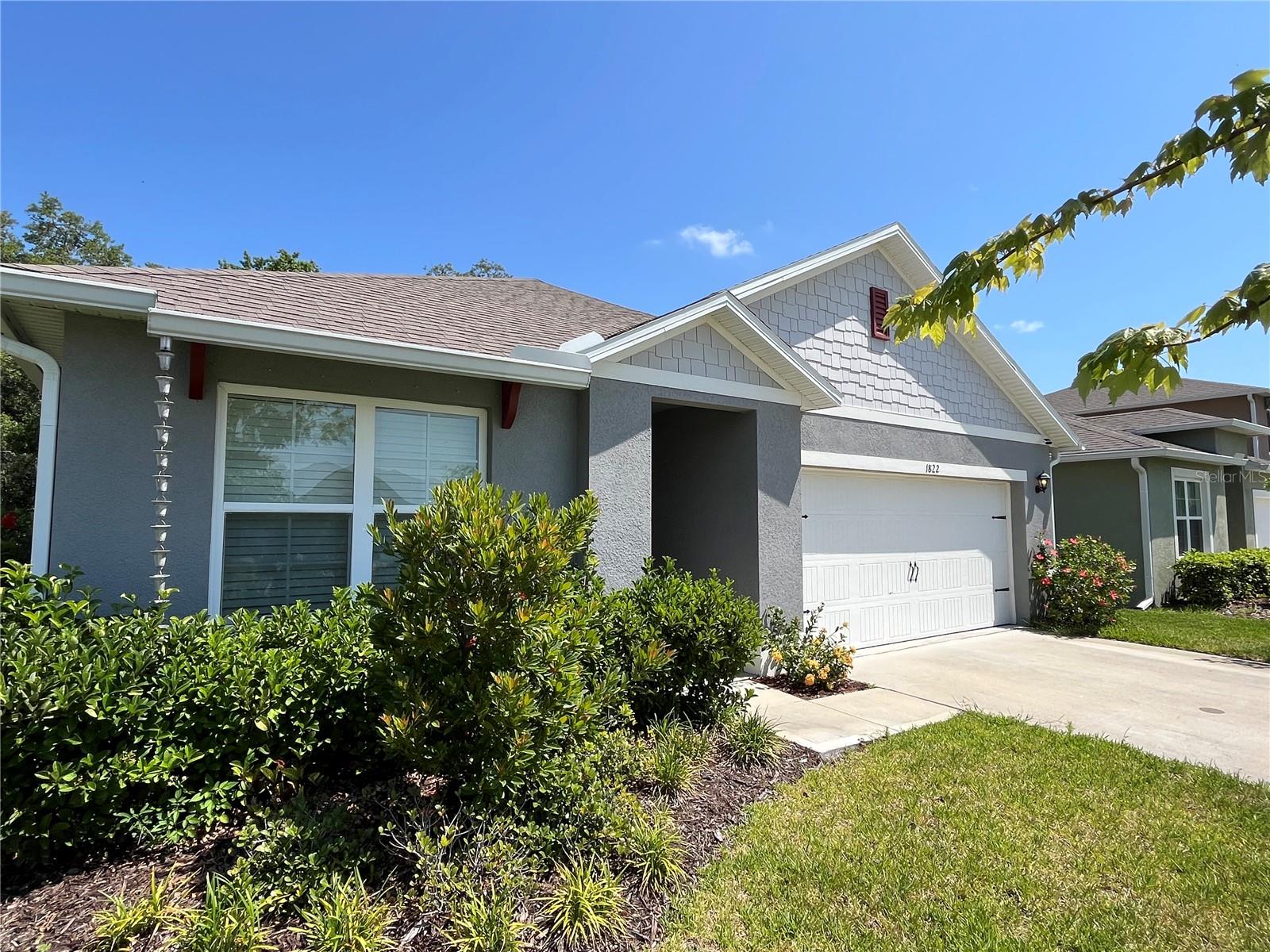 Image 3 of 23 For 1822 Red Rock Road