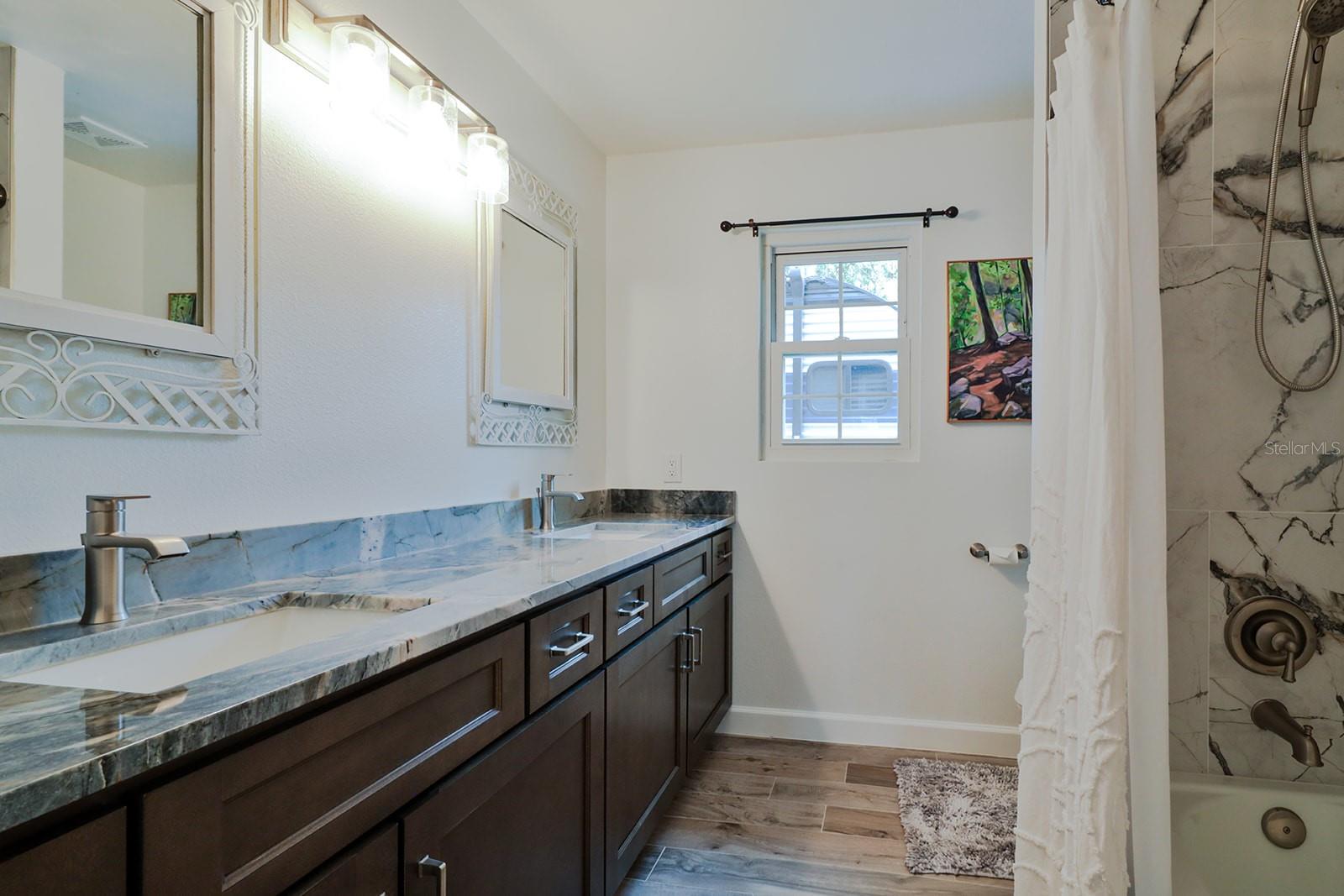 Image 22 of 30 For 475 Spruceview Drive