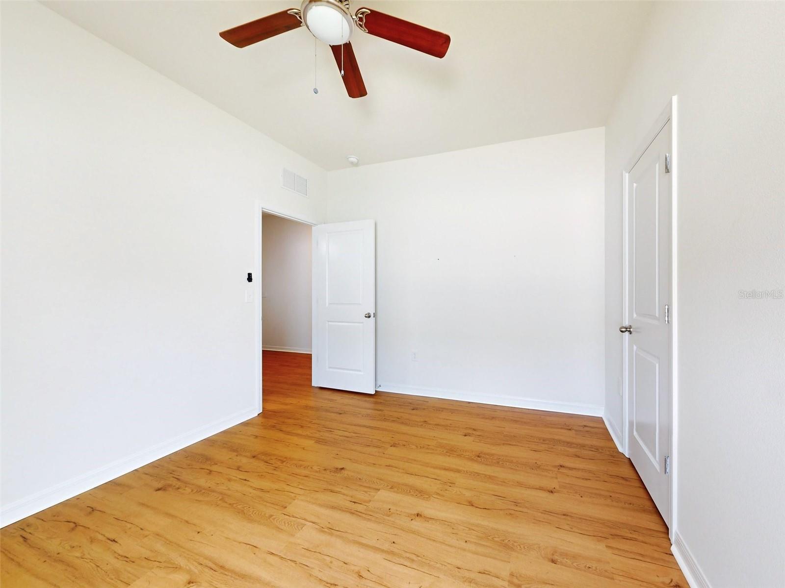 Image 16 of 100 For 534 Stowers Drive