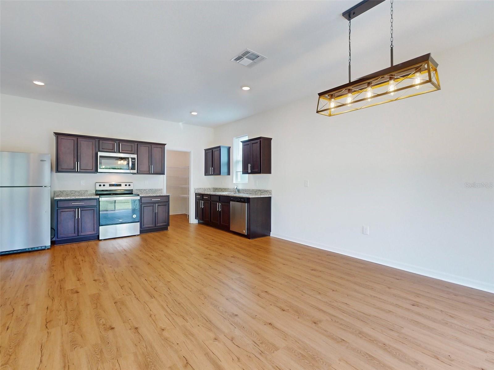 Image 29 of 100 For 534 Stowers Drive