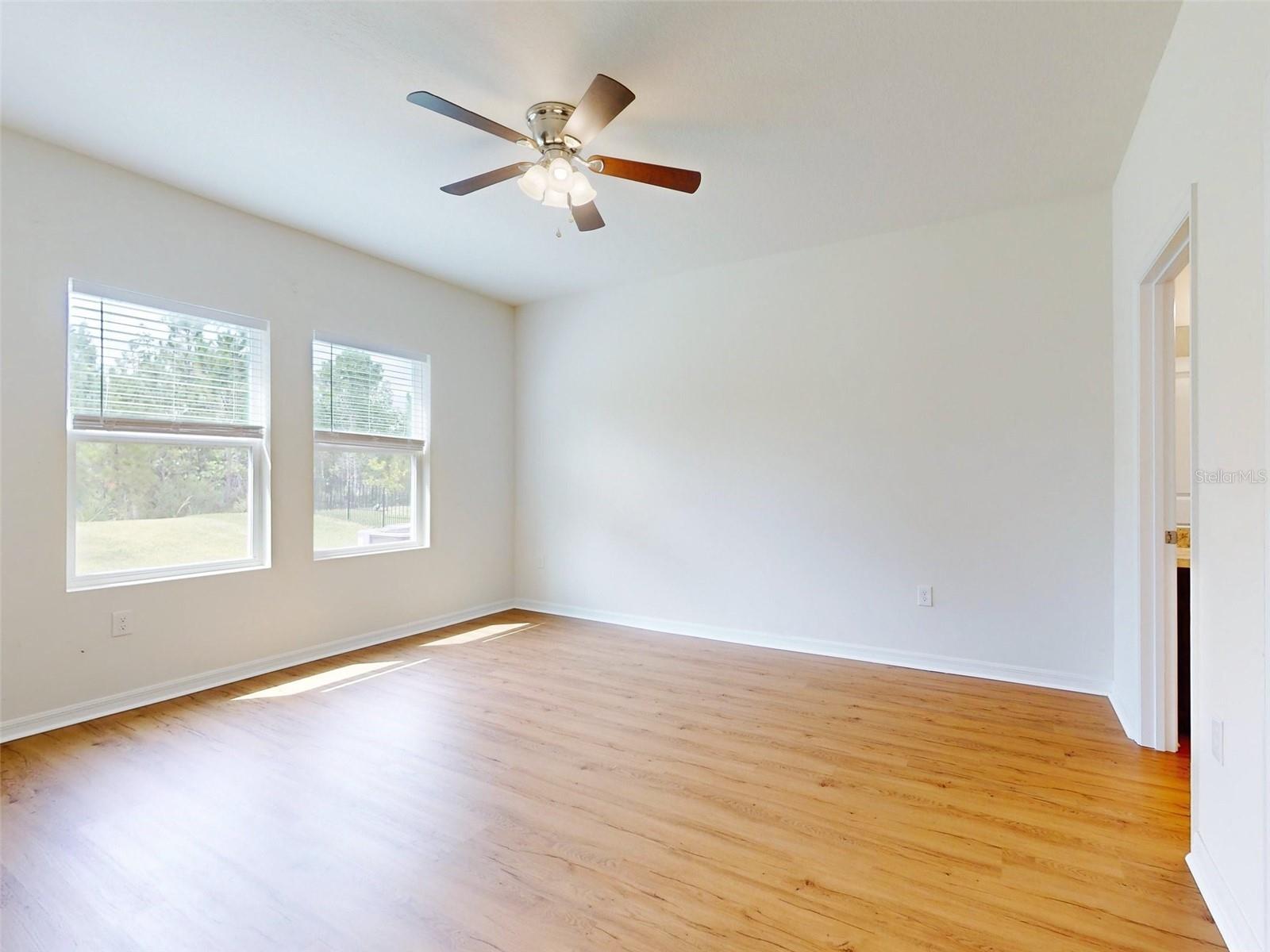 Image 38 of 100 For 534 Stowers Drive
