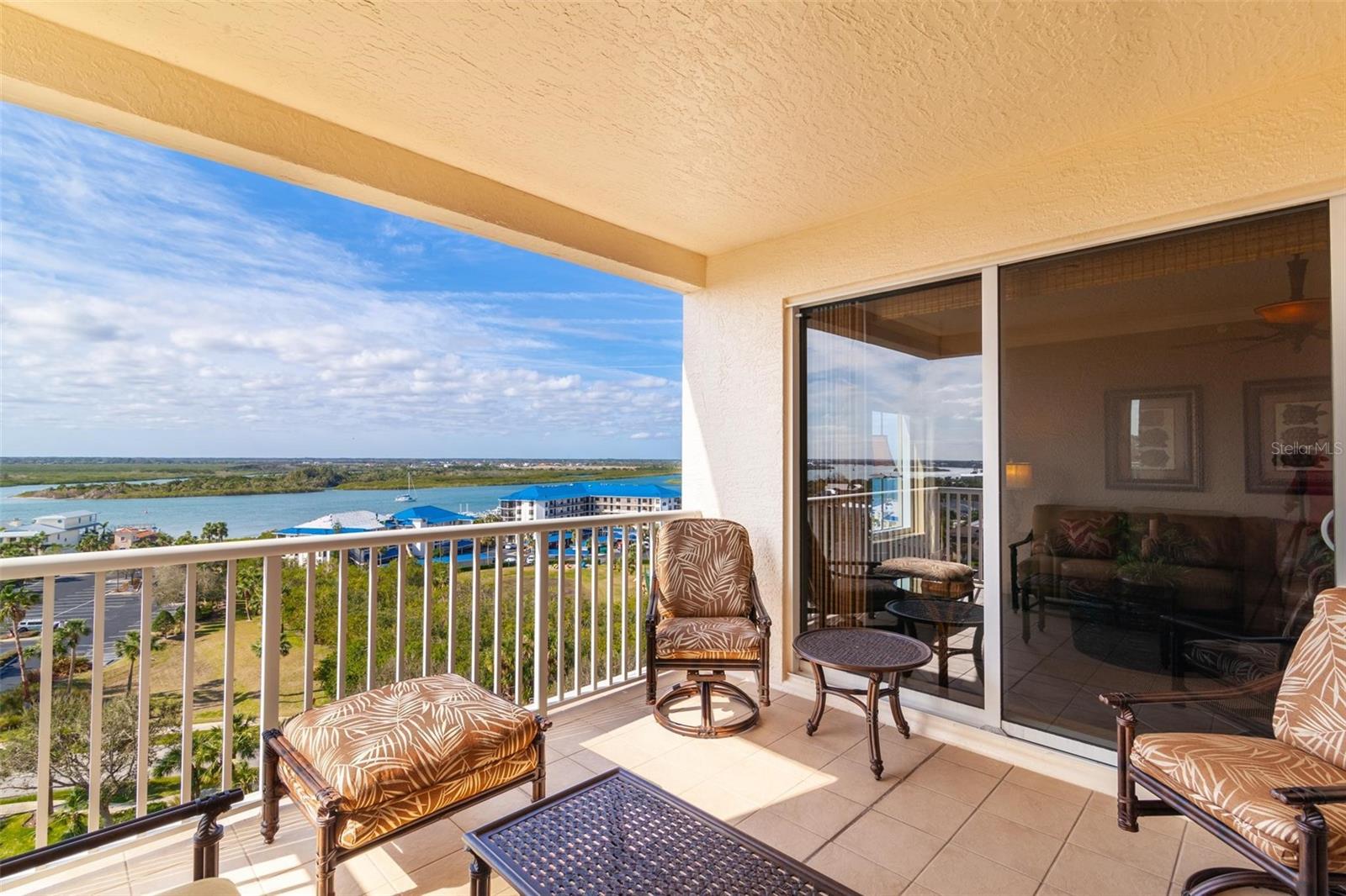 Image 4 of 58 For 265 Minorca Beach Way 902