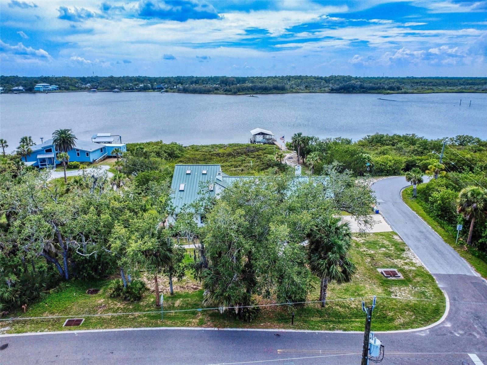 Image 13 of 91 For 2950 Sunset Drive