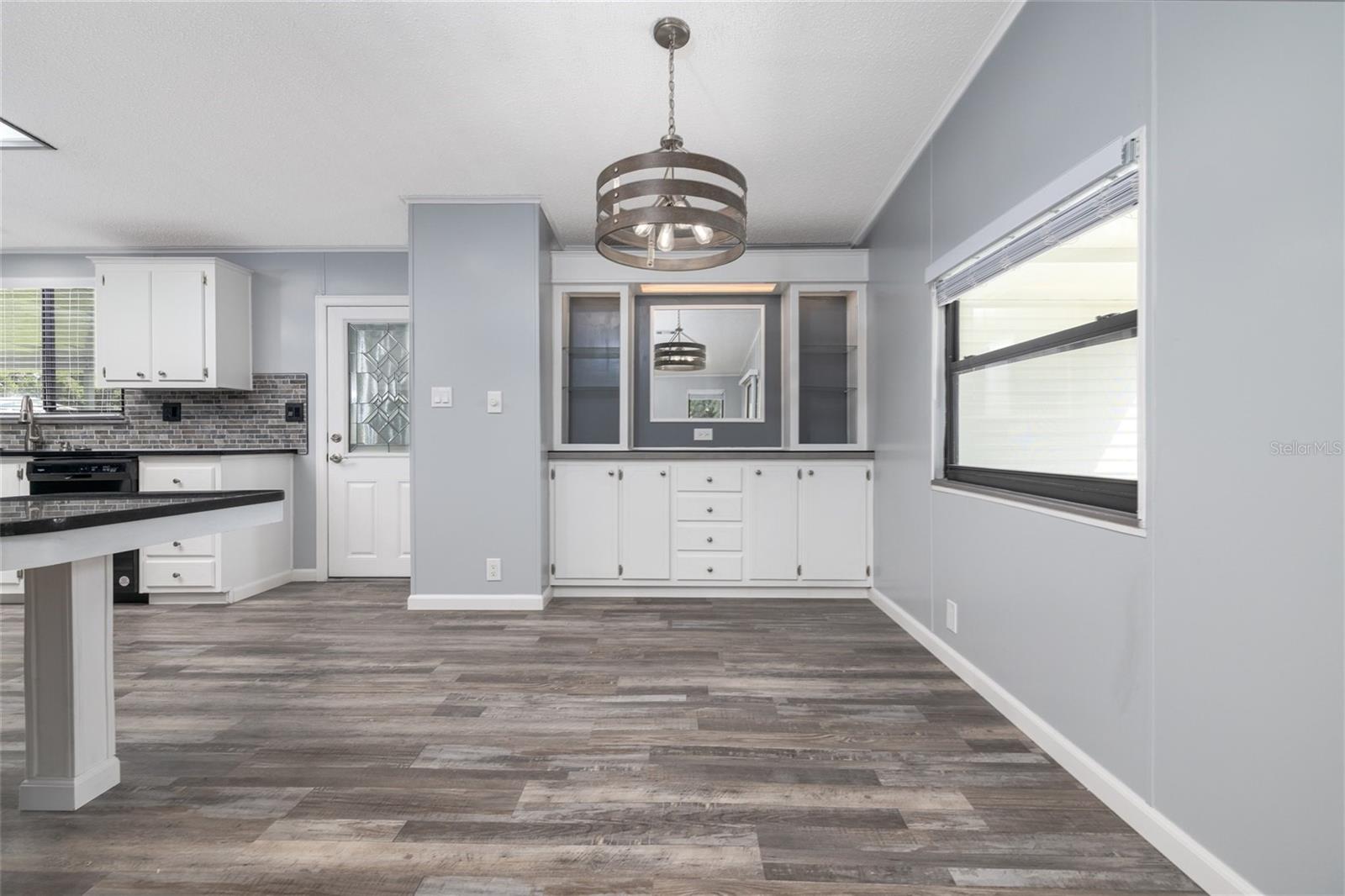 Image 18 of 53 For 209 Schooner Avenue