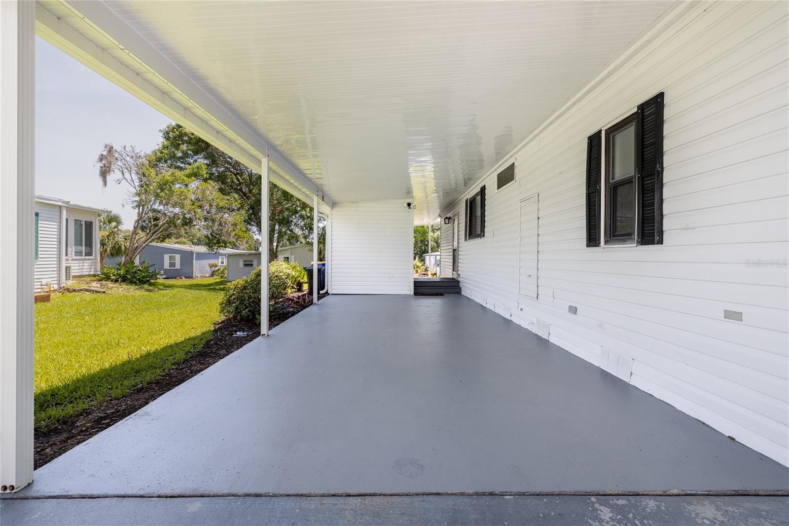 Image 5 of 53 For 209 Schooner Avenue