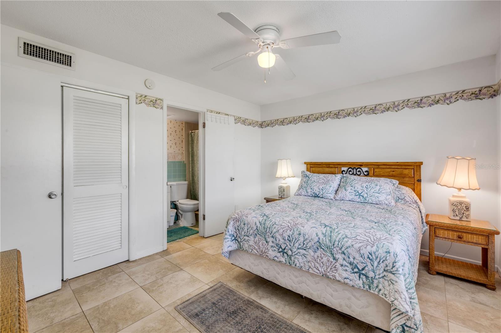 Image 20 of 37 For 525 Atlantic Avenue 39